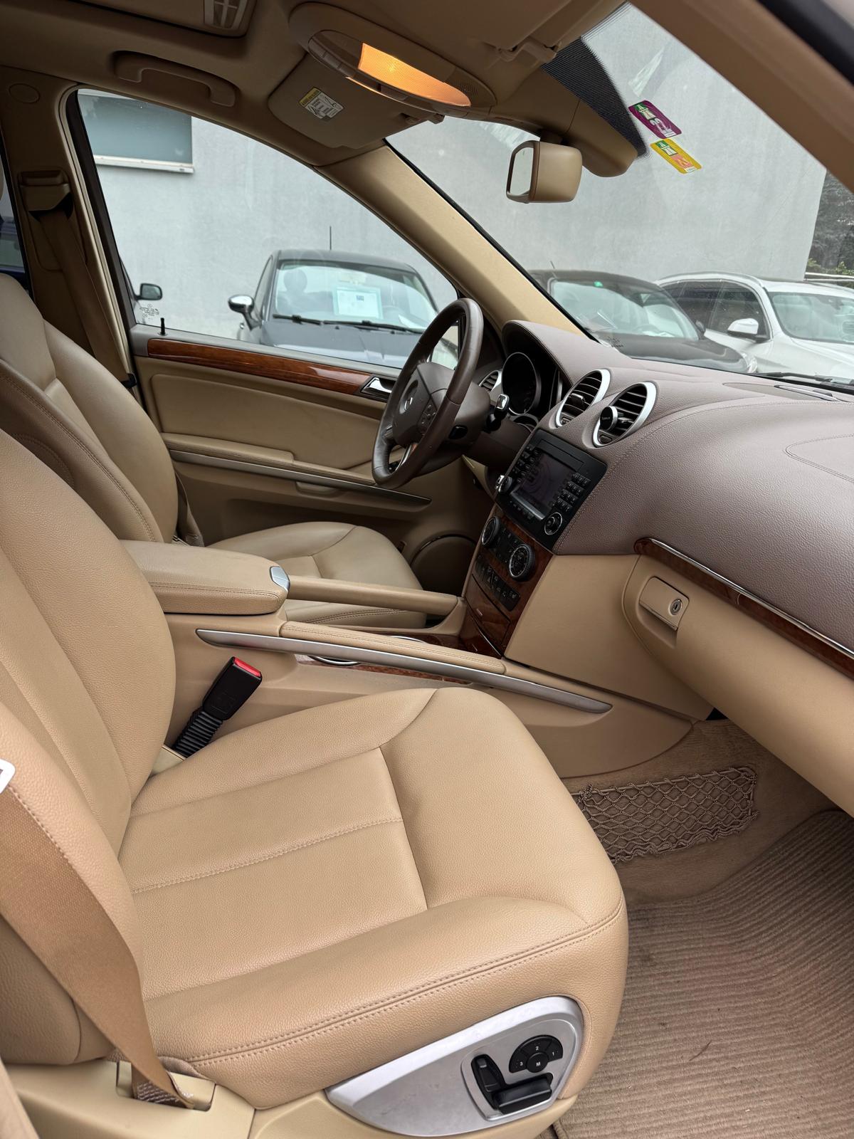 MERCEDES-BENZ GL 450-image-23