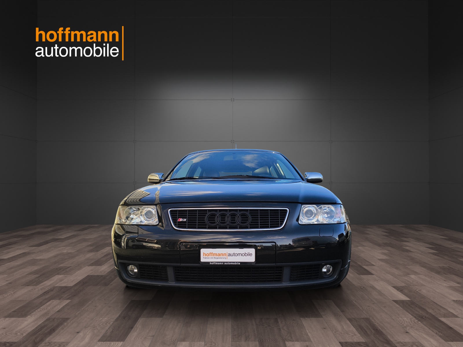 AUDI S3 quattro-showroom-element-1