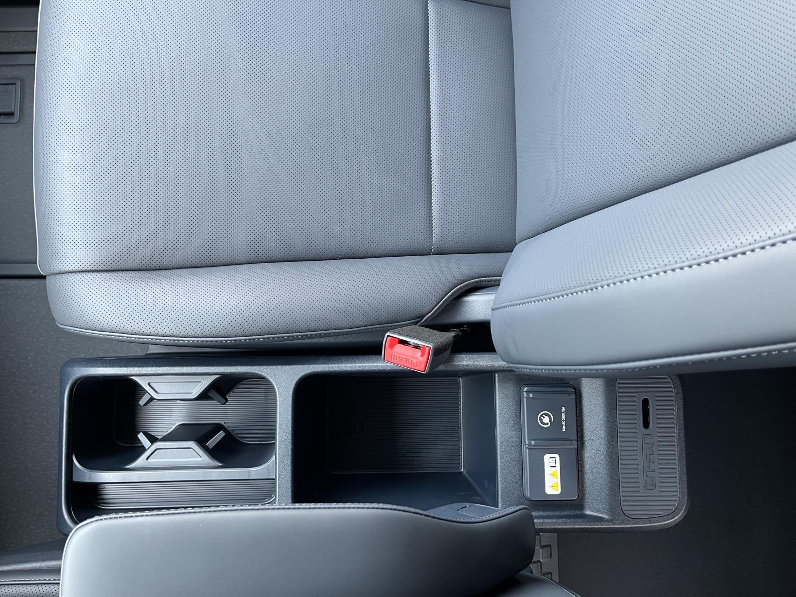 KIA PV5 Passenger 71.2 kWh Elite-image-17