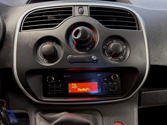 RENAULT RENAULT Kangoo Medium dCi 90 ENERGY Access-image-10