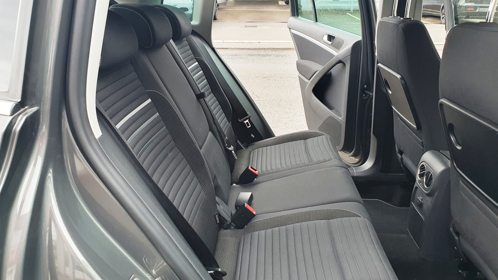VW Tiguan 2.0 TSI Cup 4Motion DSG-image-15