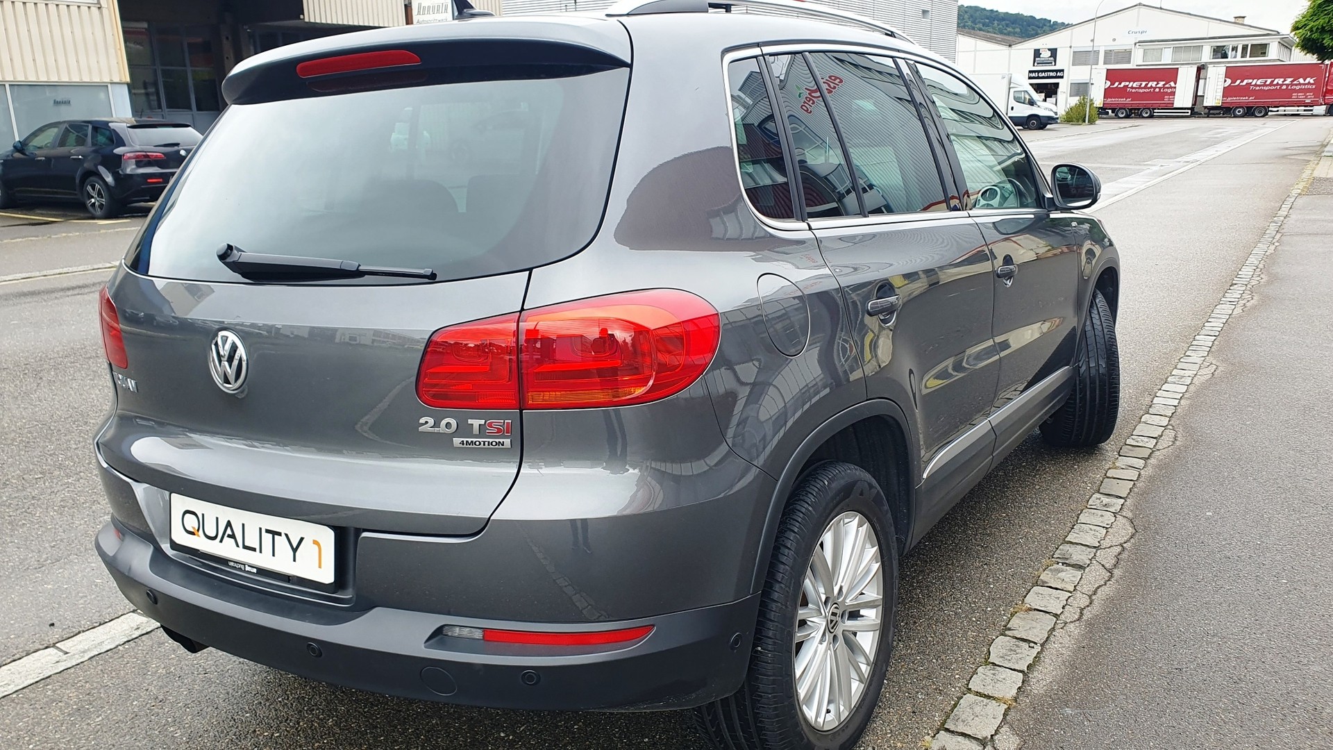 VW Tiguan 2.0 TSI Cup 4Motion DSG-image-11