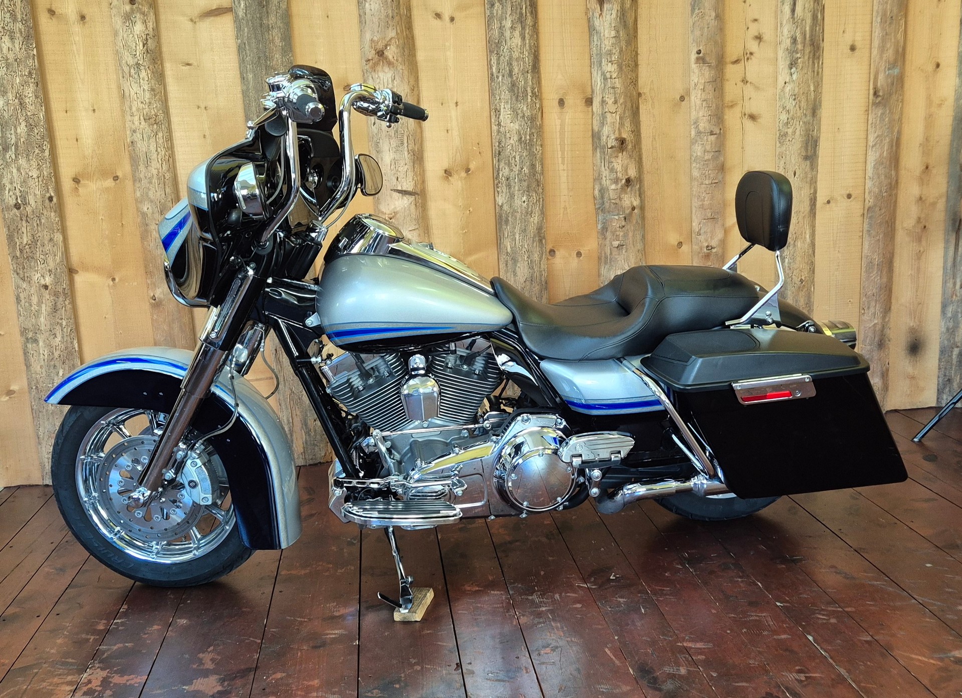 HARLEY-DAVIDSON FLHTCUSE4 Electra Glide Ultra Classic CVO ABS-image-11