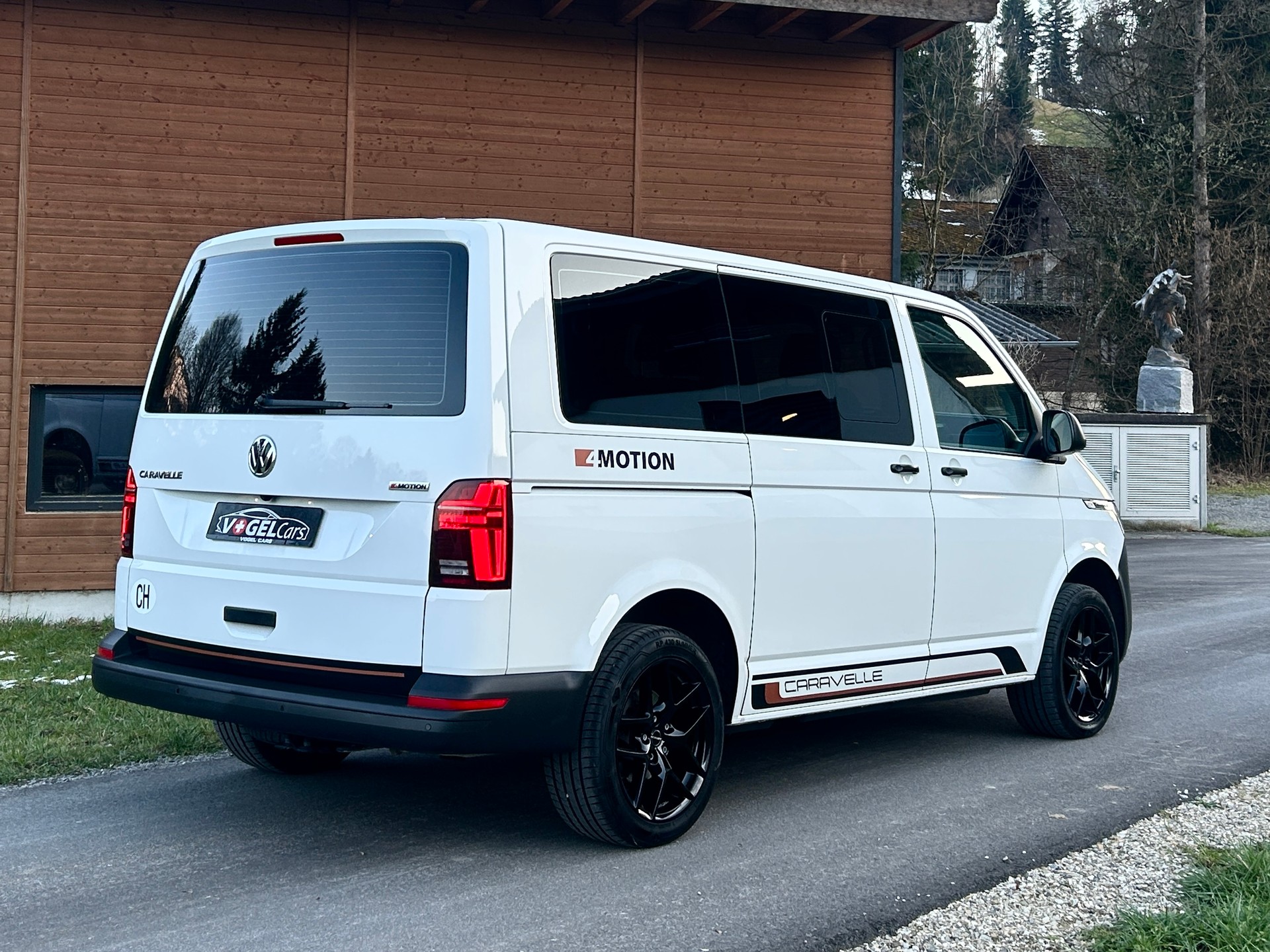 VW T6.1 Caravelle 2.0 TDI Trendline 4Motion-image-7
