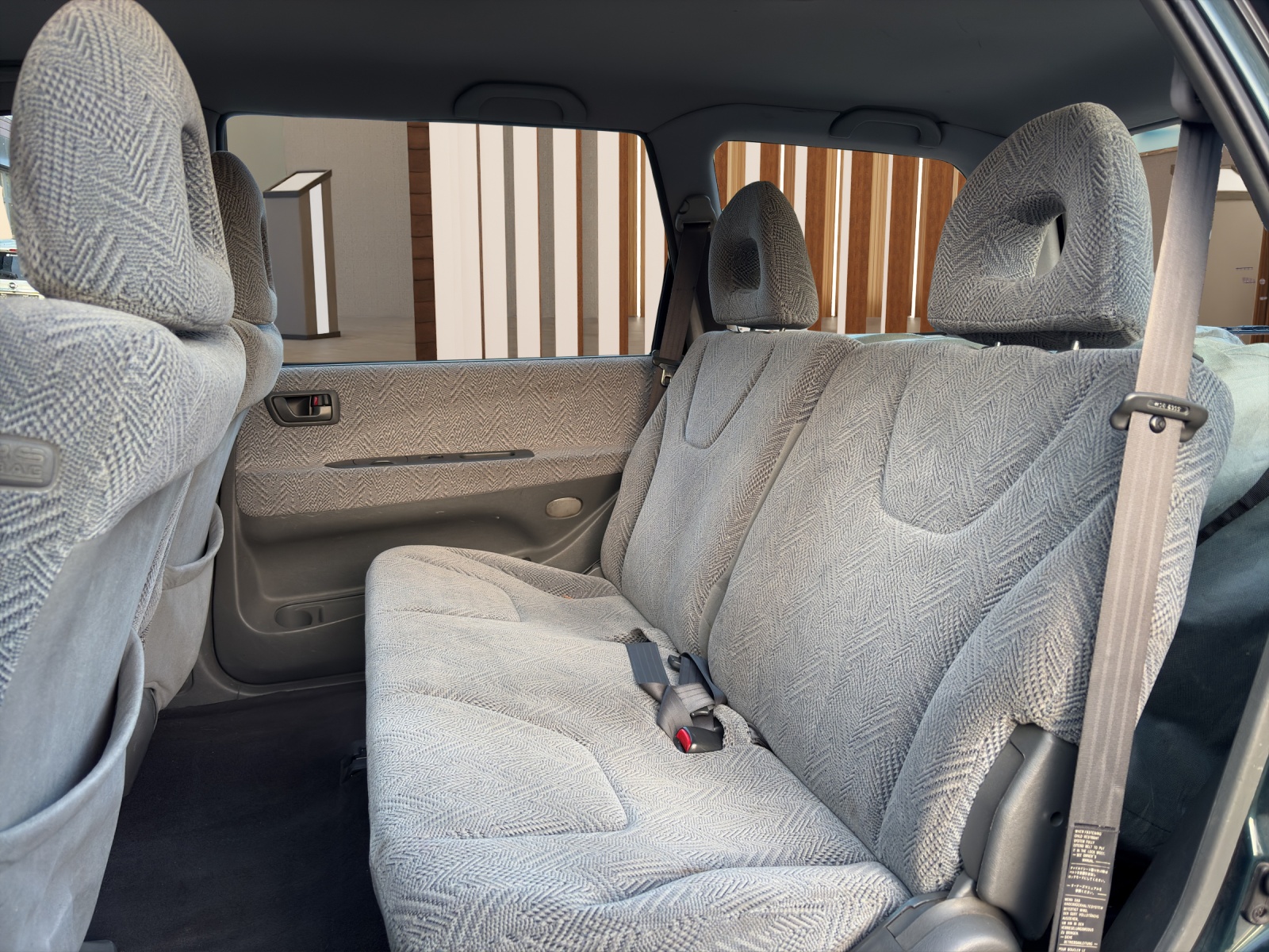 MITSUBISHI Space Wagon 2.4 GLX Elegance-image-12
