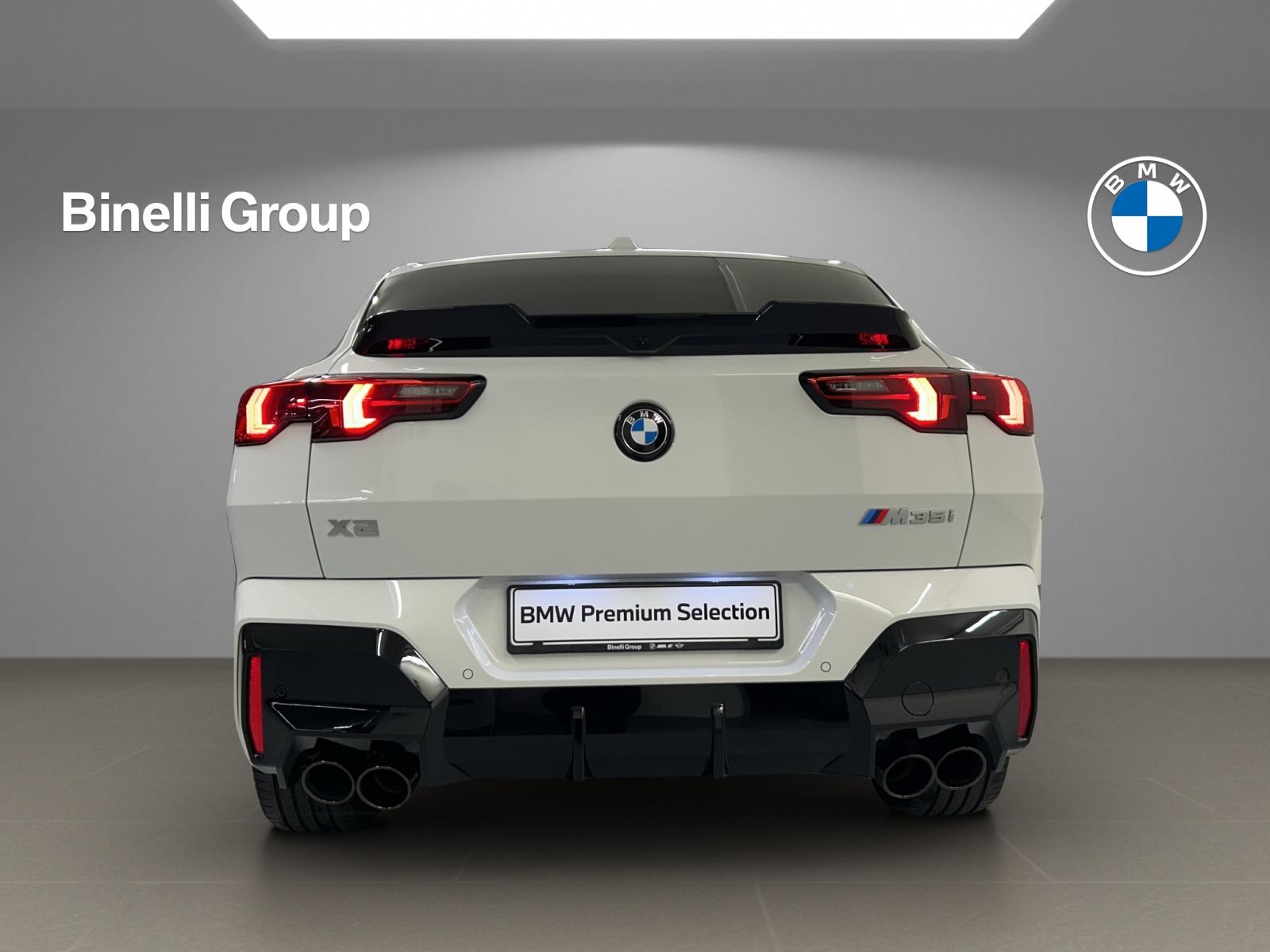 BMW X2 M35i-showroom-element-3