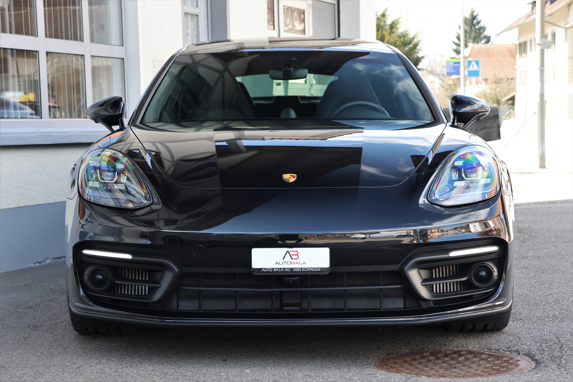 PORSCHE Panamera 4S E-Hybrid PDK (CH) „Approved bis 01/28“-showroom-element-1