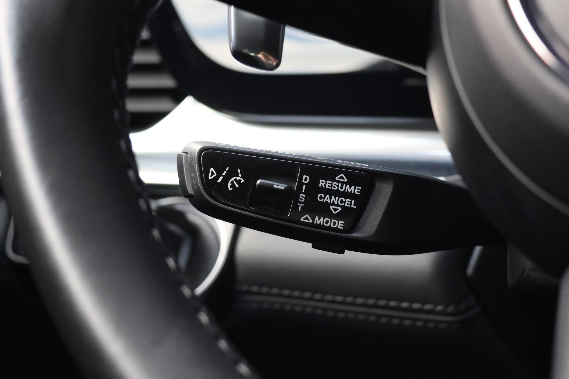 PORSCHE Panamera 4S E-Hybrid PDK (CH) „Approved bis 01/28“-image-16