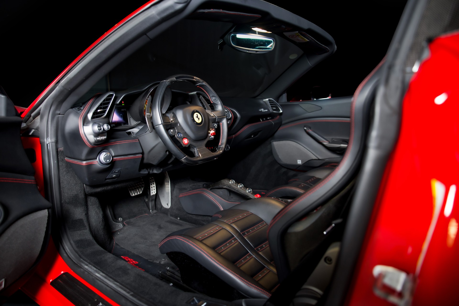 FERRARI 488 Spider 3.9 V8 Standort Wallisellen-image-13