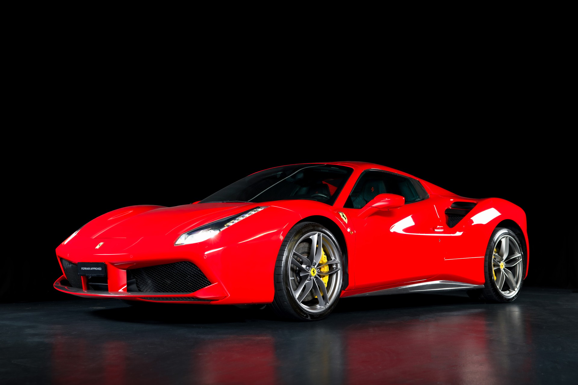 FERRARI 488 Spider 3.9 V8 Standort Wallisellen-showroom-element-2