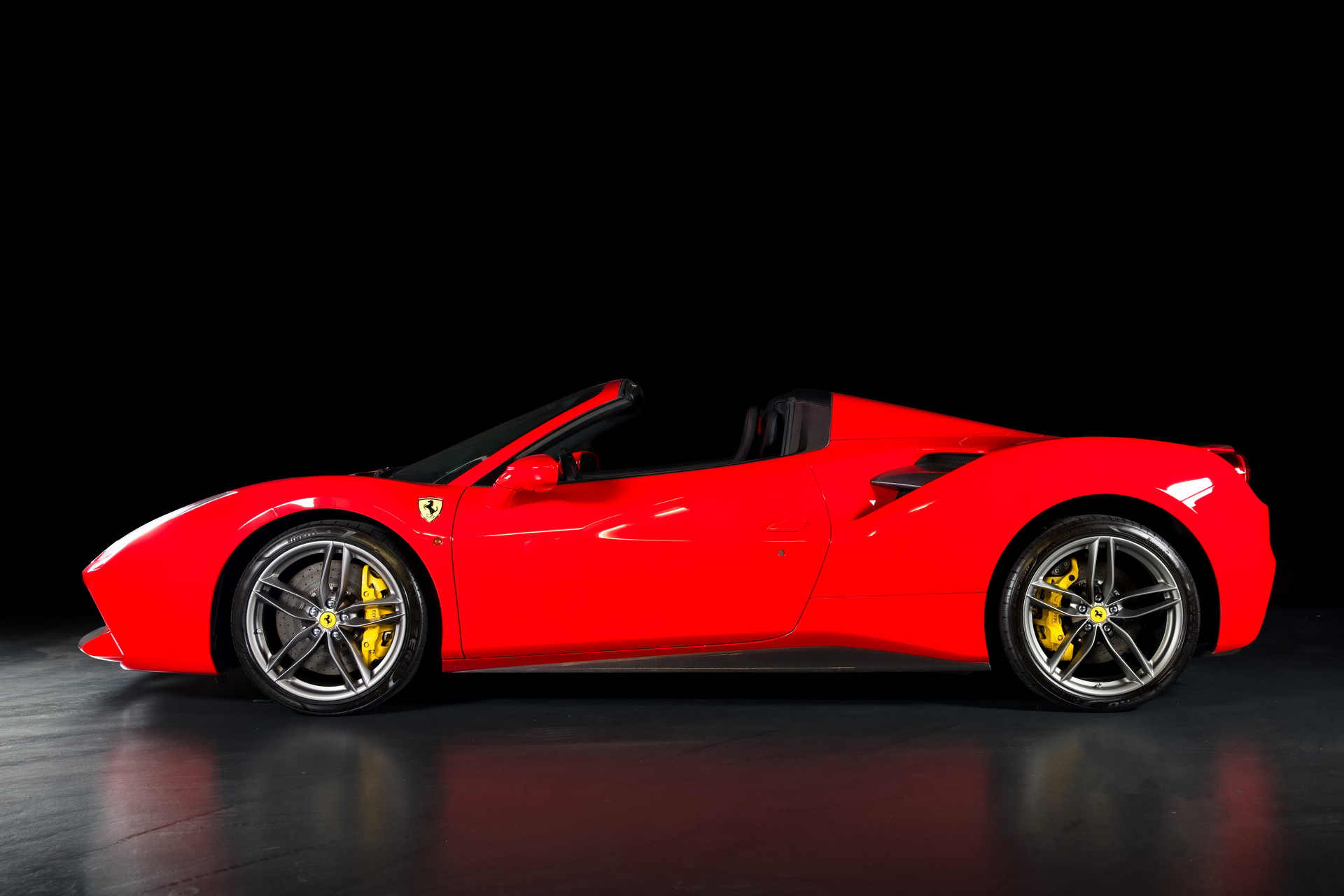 FERRARI 488 Spider 3.9 V8 Standort Wallisellen-image-4