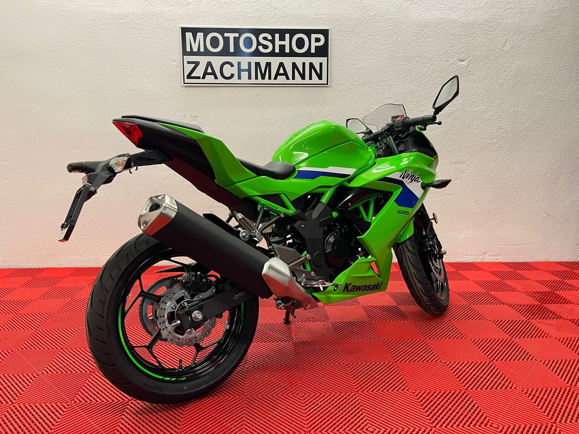 KAWASAKI Ninja 125-image-5