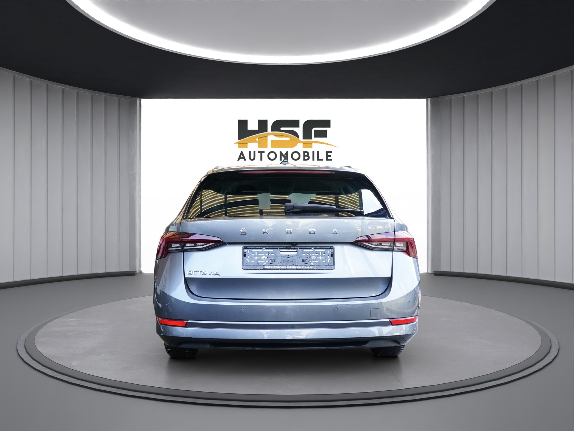 SKODA Octavia Combi 2.0 TDI DSG Style *CH Fahrzeug*-showroom-element-3