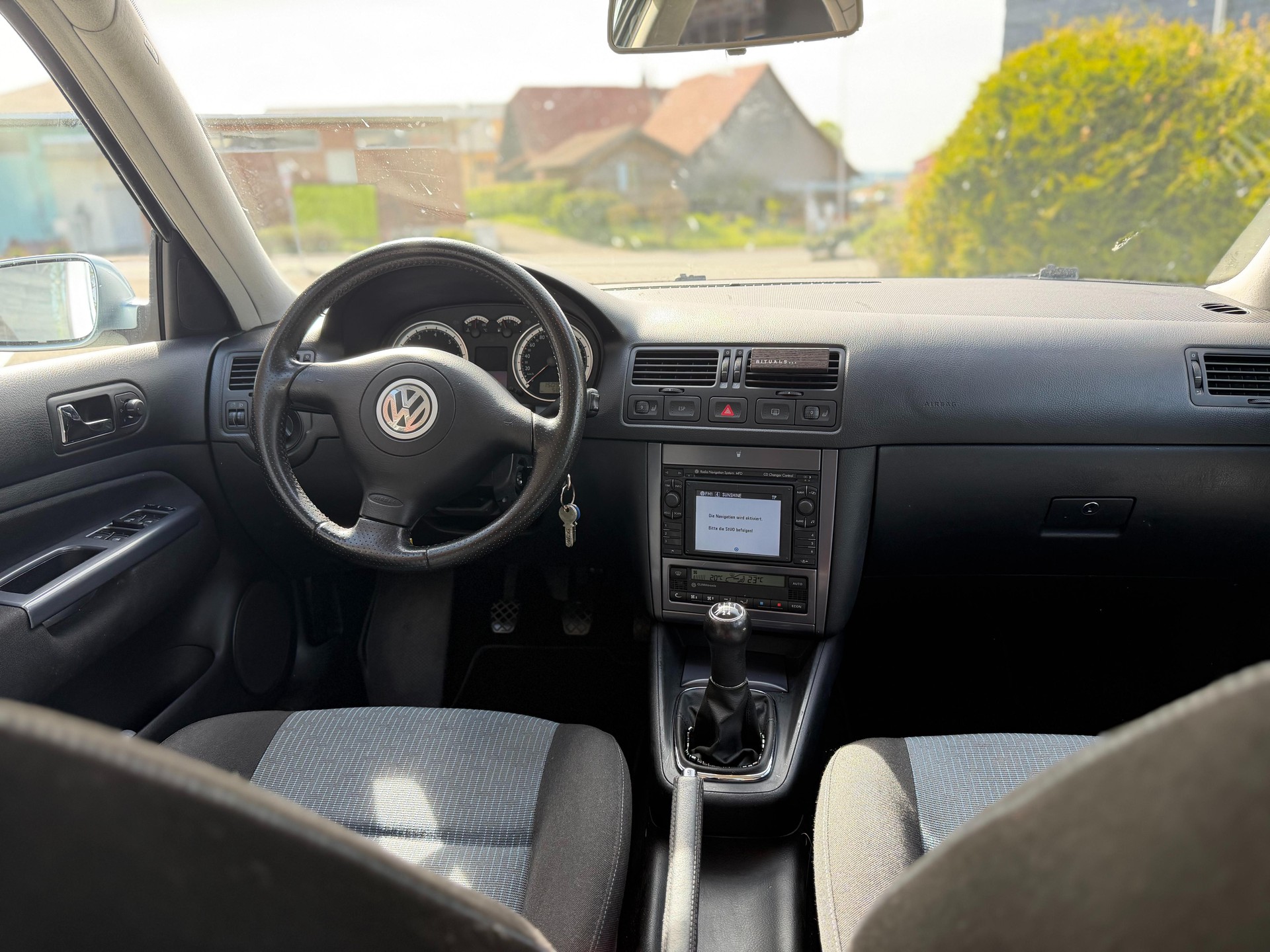 VW BORA-image-5
