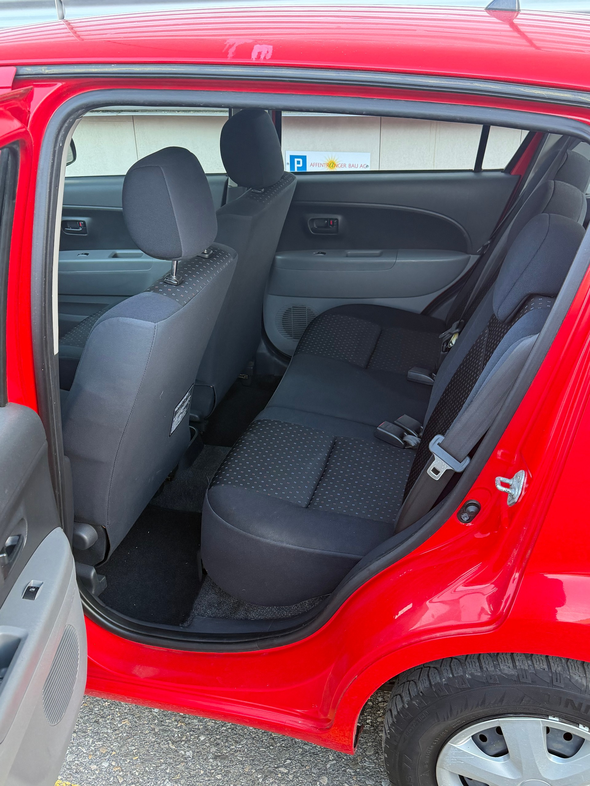 DAIHATSU Sirion 1.0 eco-top-image-11