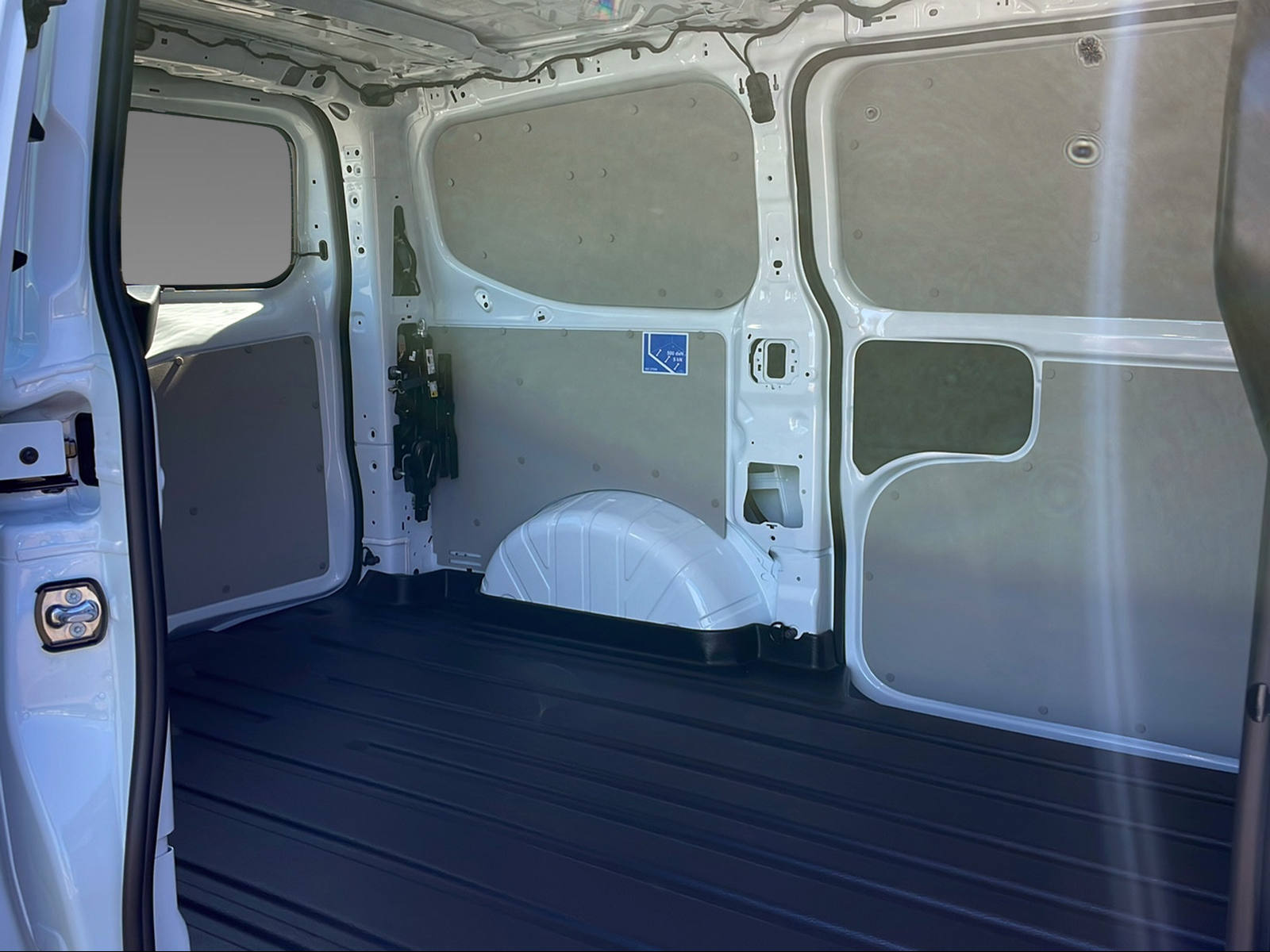 FORD Transit C Van 320 L1 2.0 EcoBlue 170 Trend-image-6