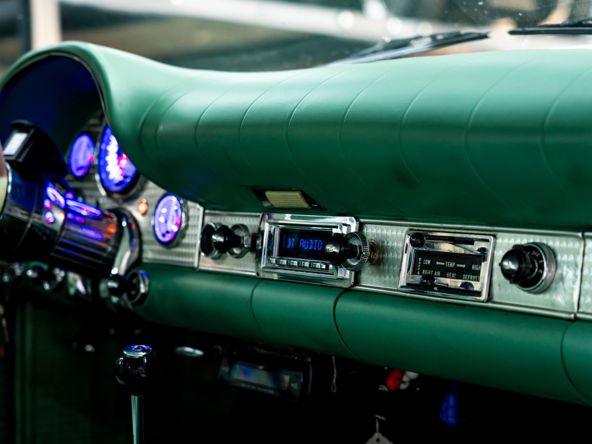 FORD Thunderbird 5.2 Liter V8 245PS-image-19