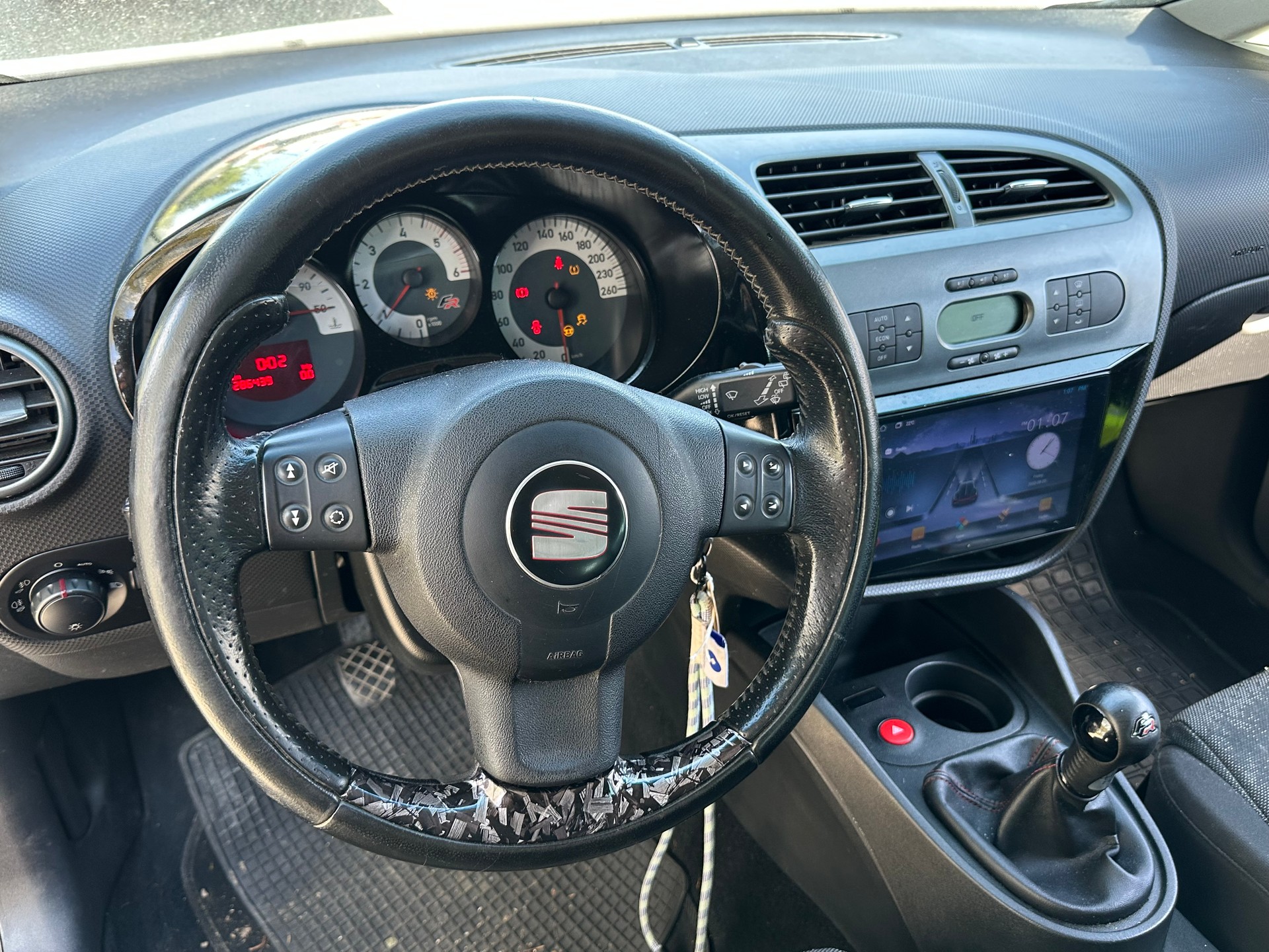 SEAT Leon 2.0 TDI FR-image-7