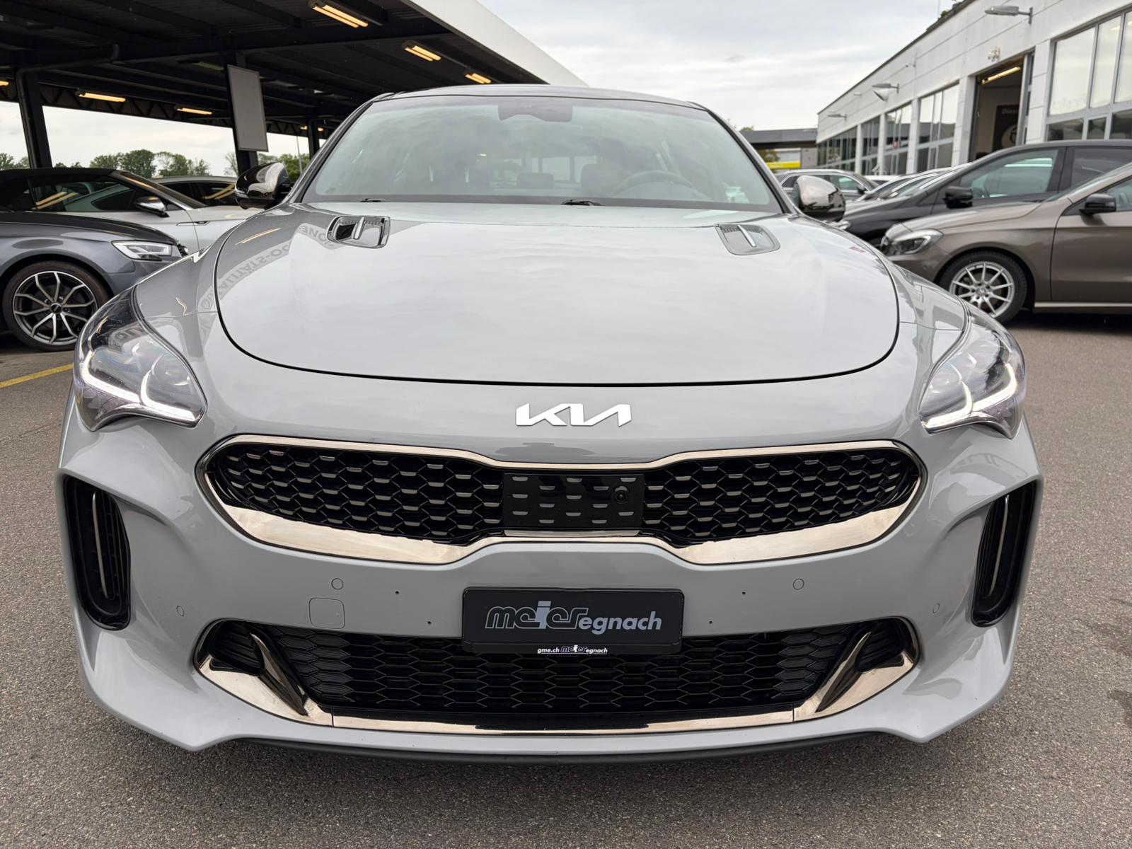 KIA Stinger 3.3 T-GDi GT Automat AWD-image-2