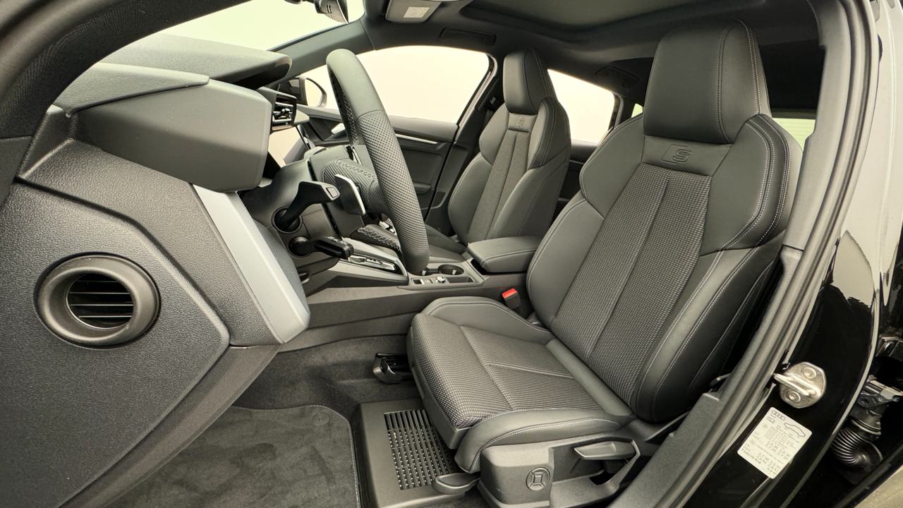 AUDI A3 Sportback TFSI 110 kW S line S tronic-image-4