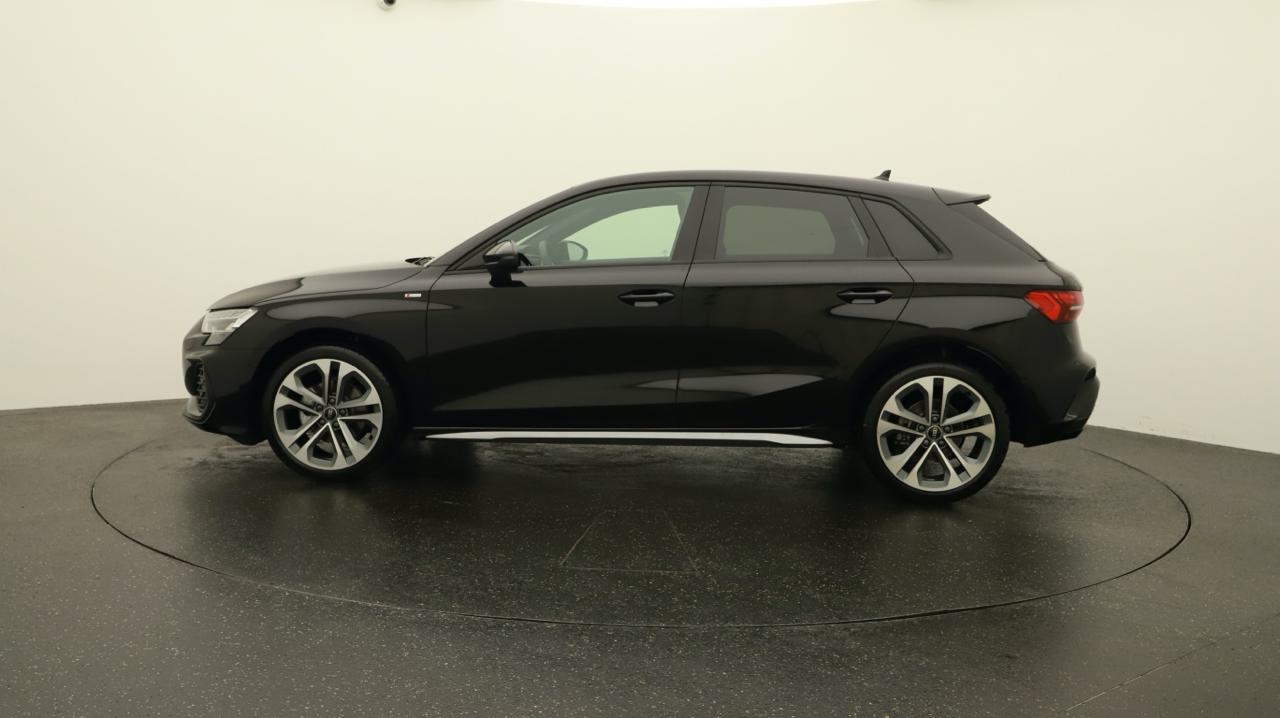 AUDI A3 Sportback TFSI 110 kW S line S tronic-showroom-element-1