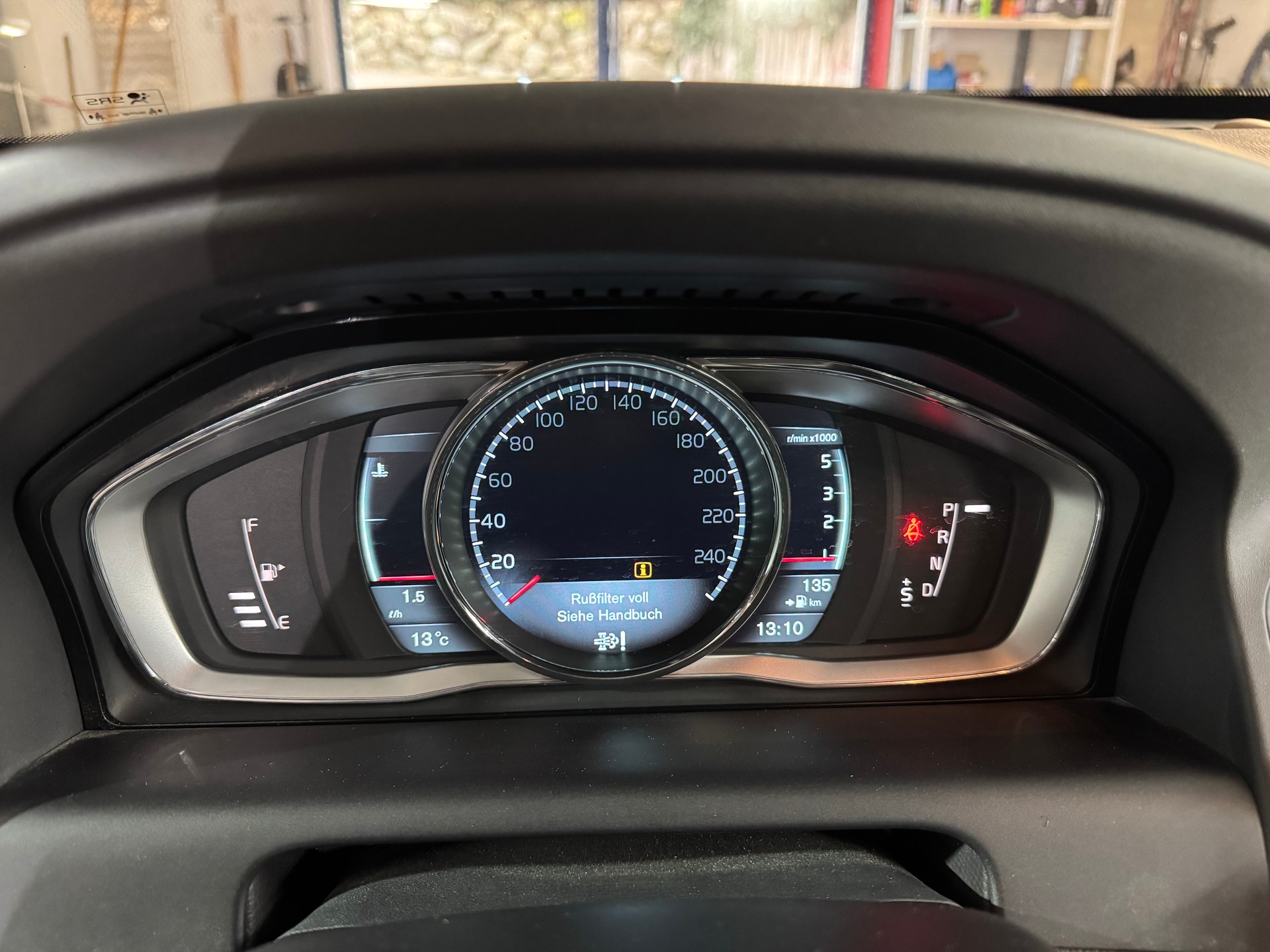 VOLVO XC60 D4 AWD Summum Geartronic-image-13
