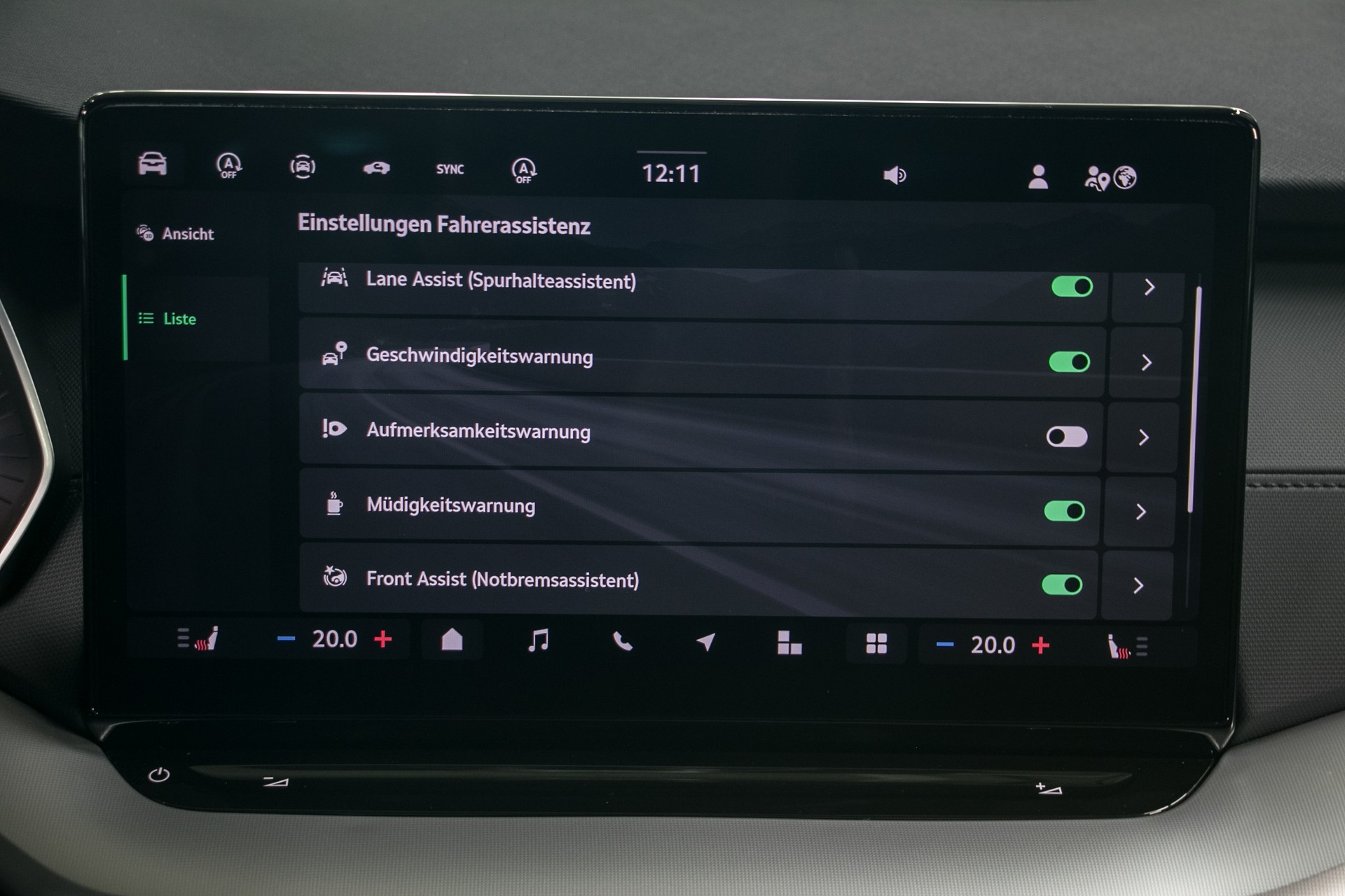 SKODA Octavia Combi 2.0 TDI DSG Selection-image-6