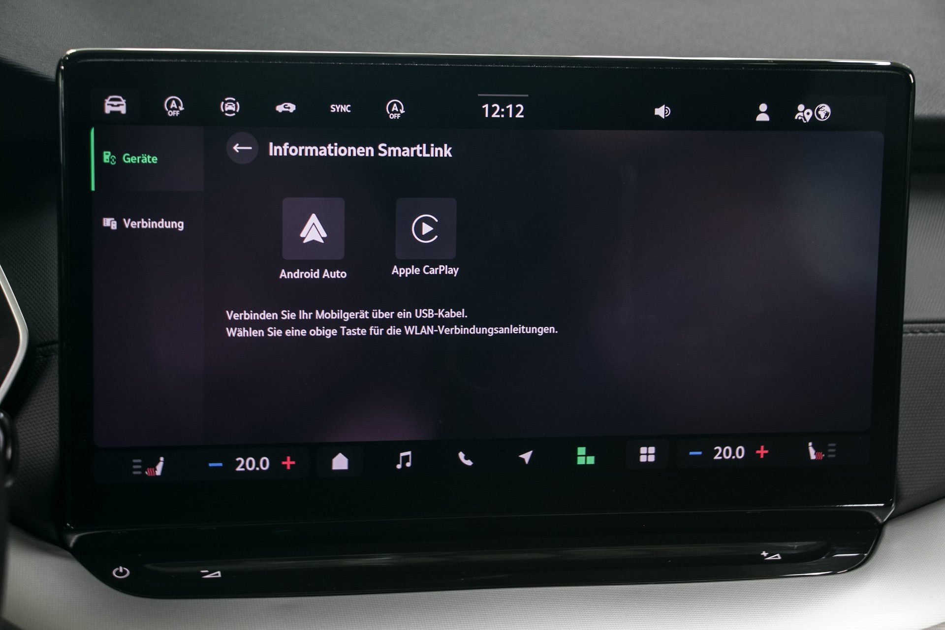 SKODA Octavia Combi 2.0 TDI DSG Selection-image-9