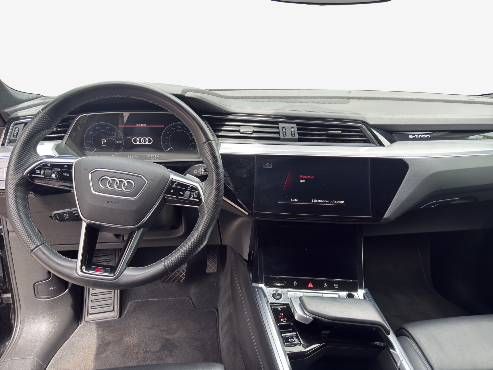 AUDI e-tron 55 Sportback S Line Black Edition quattro-image-8