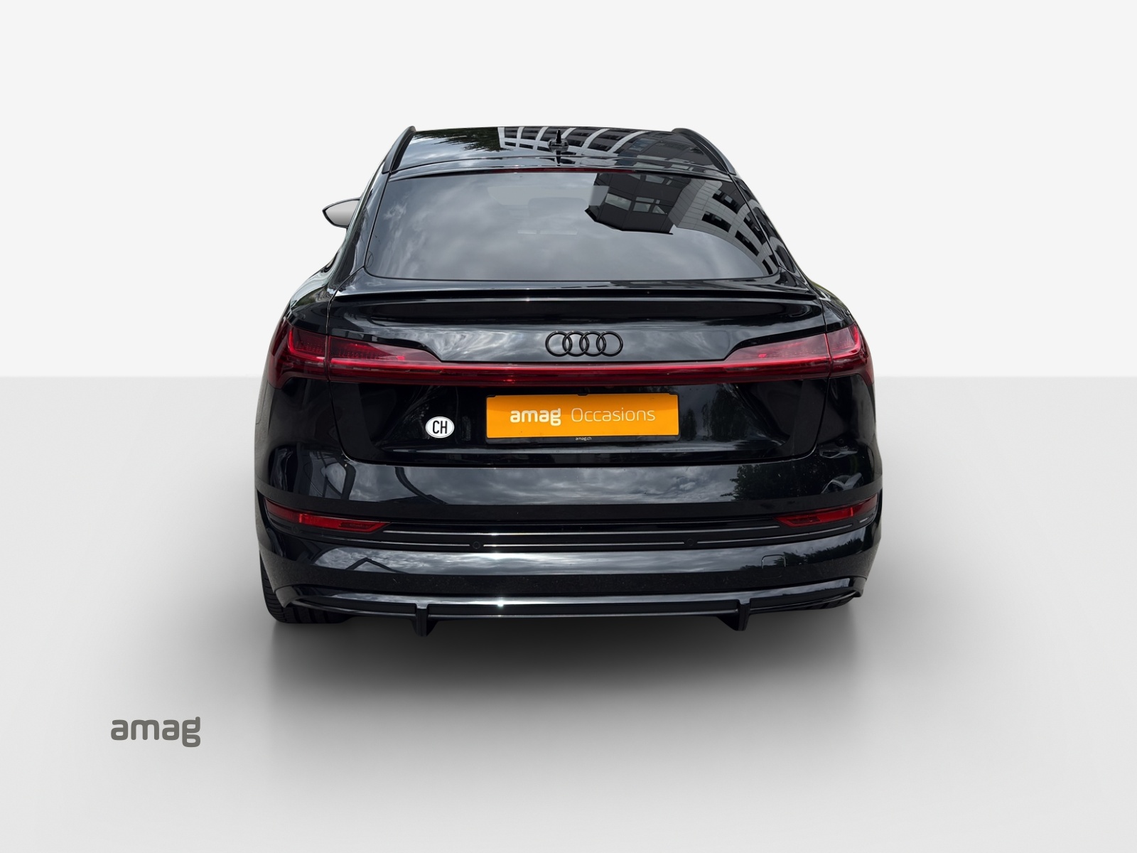 AUDI e-tron 55 Sportback S Line Black Edition quattro-showroom-element-3