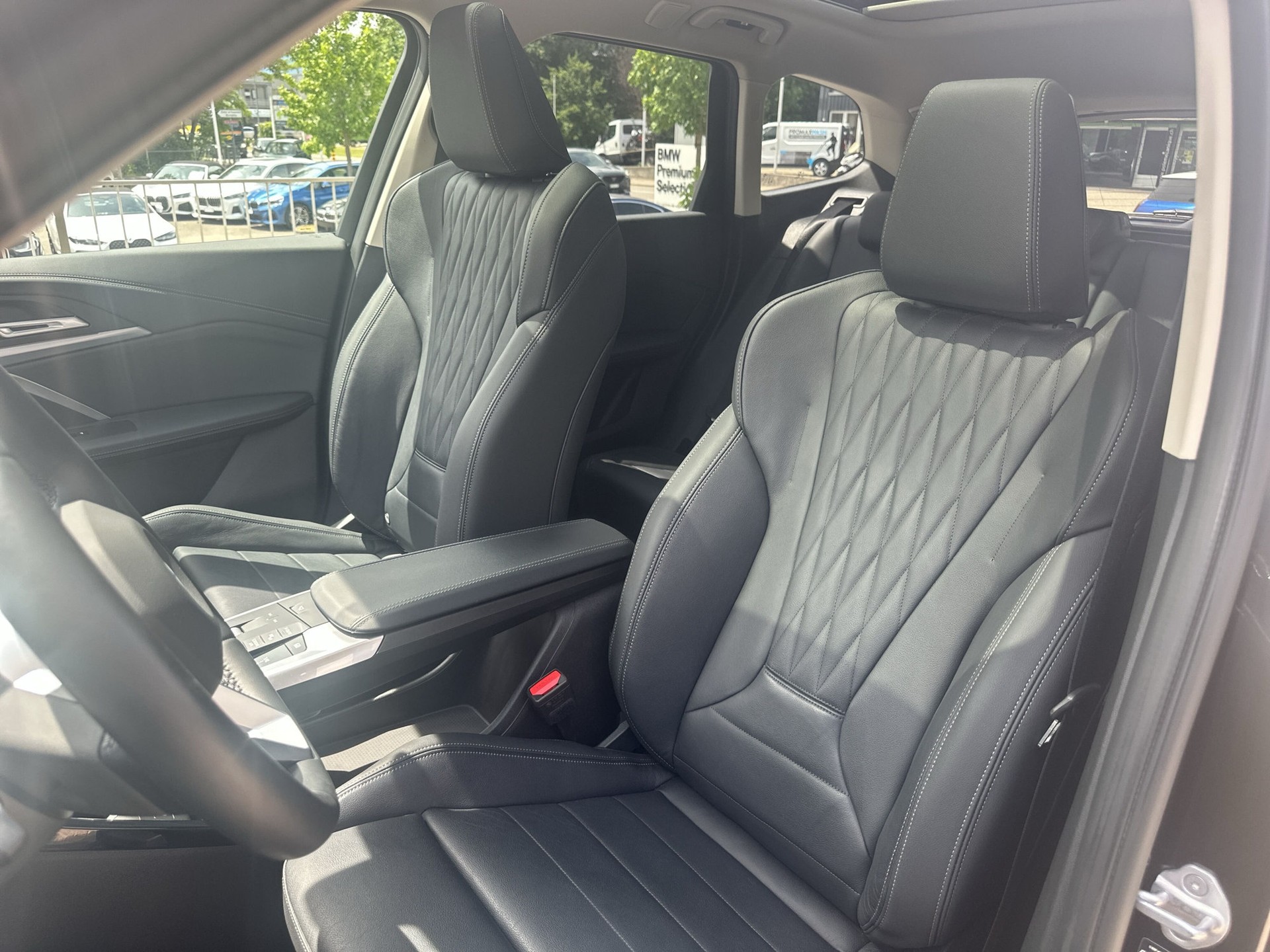 BMW X1 xDrive 23i 48V xLine-image-9