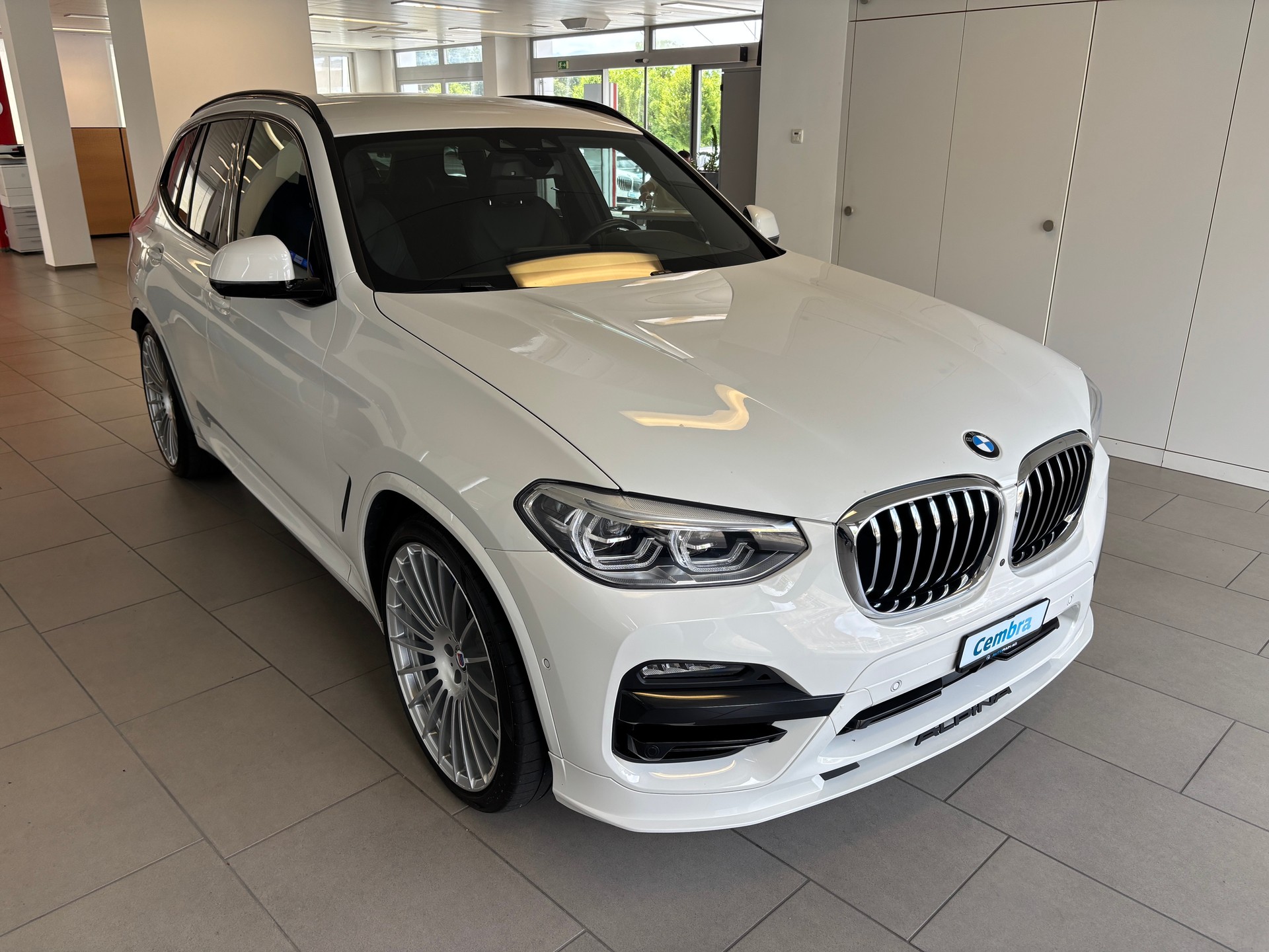 BMW-ALPINA XD3 Switch-Tronic-showroom-element-1