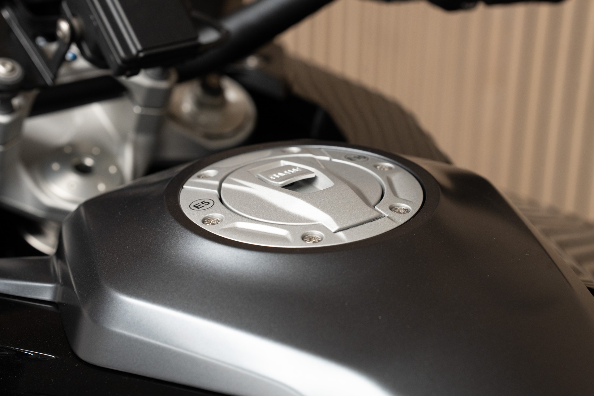 BMW F 900 XR A2-image-4