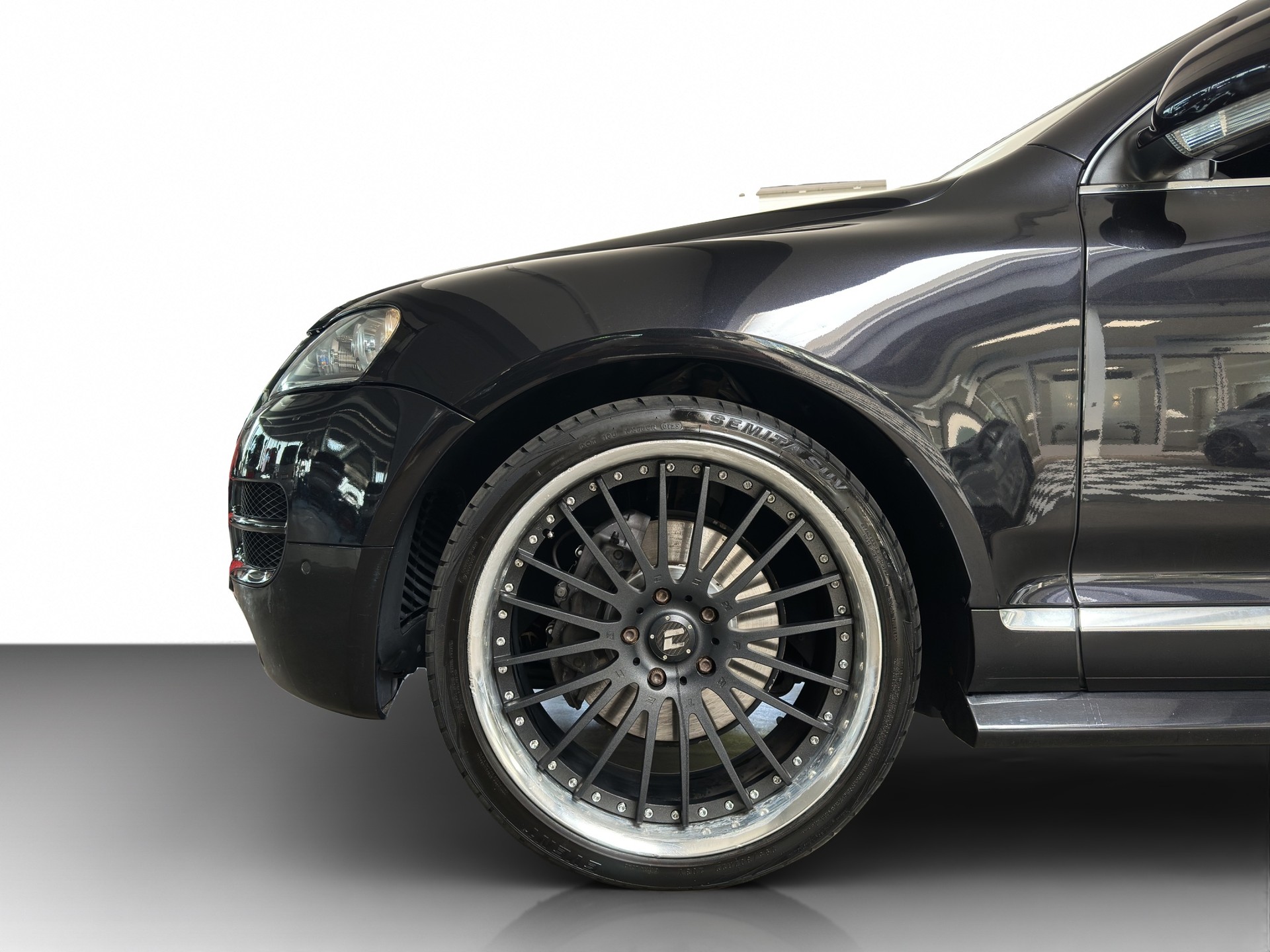 VW Touareg 5.0 TDI V10 Automatic-showroom-element-1