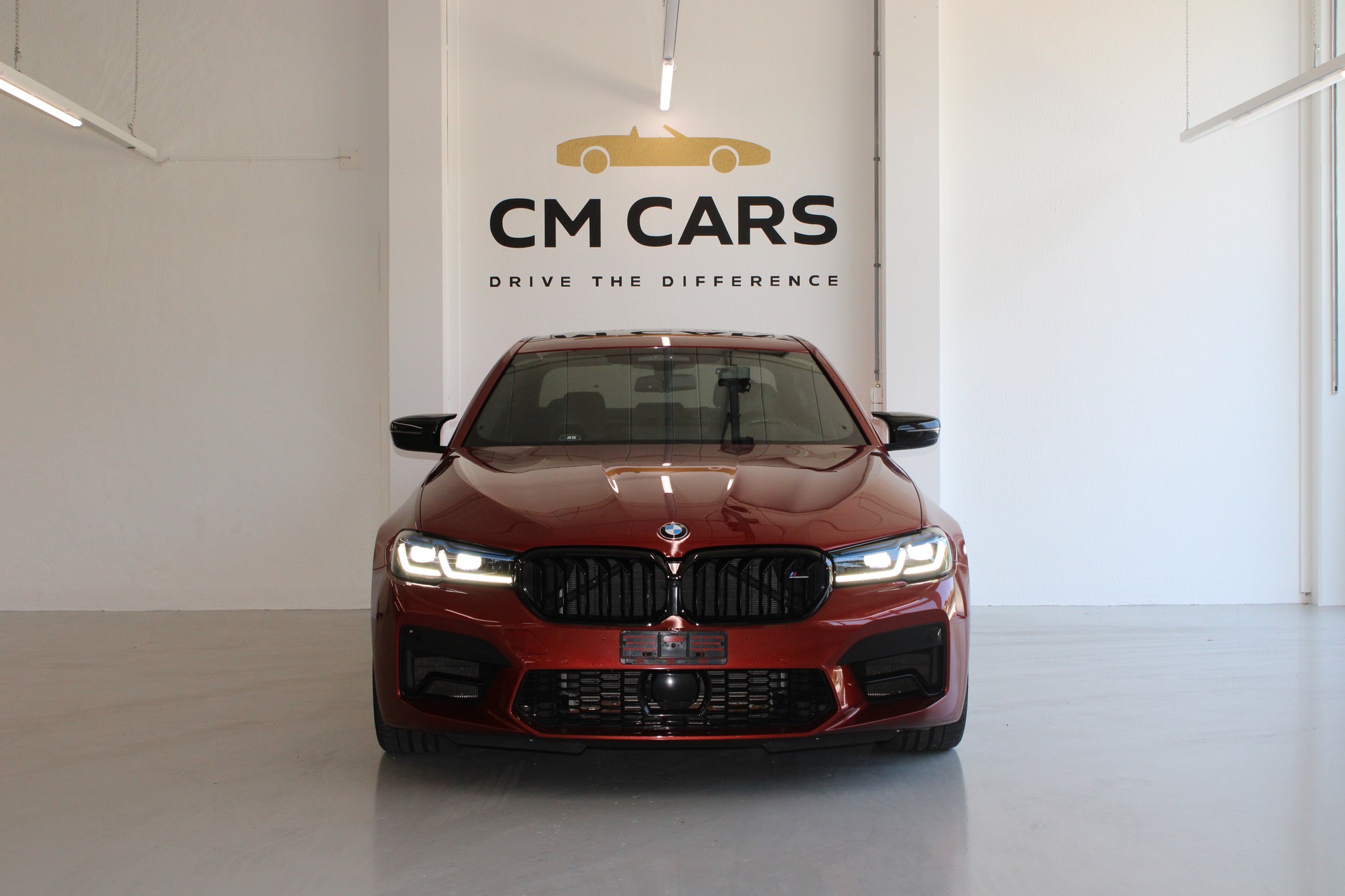 BMW M5 xDrive Competition-showroom-element-1