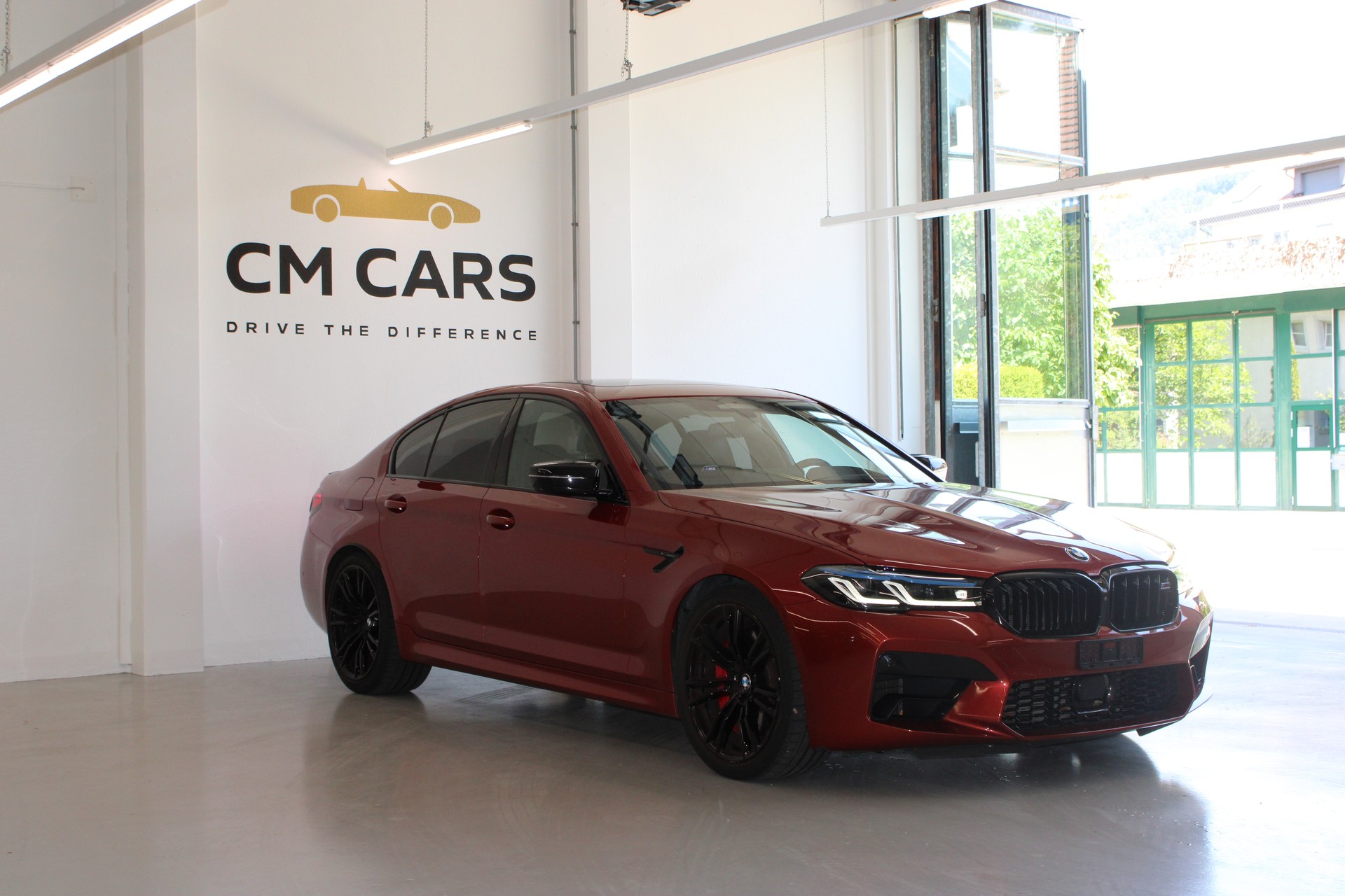 BMW M5 xDrive Competition-showroom-element-2