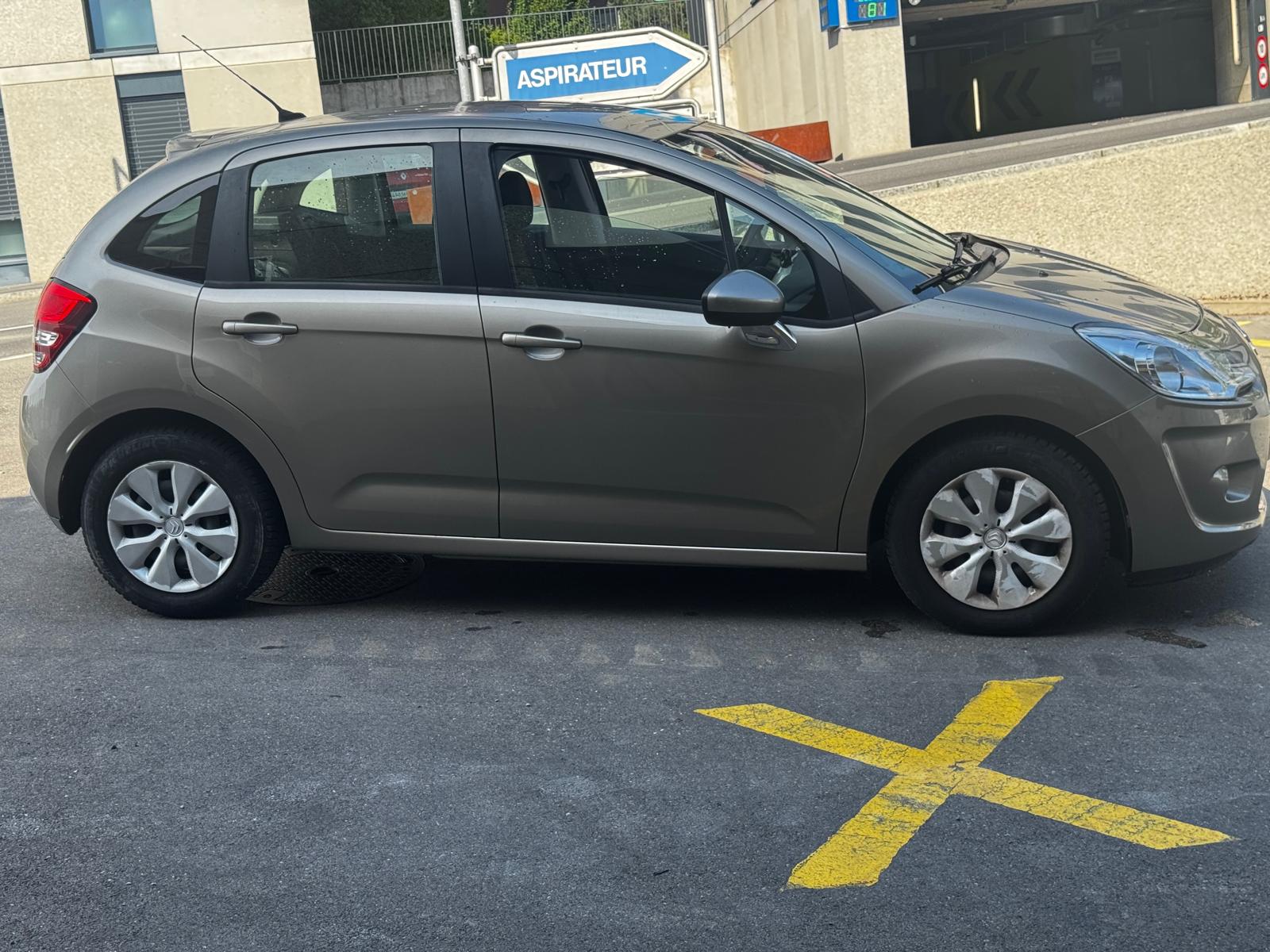 CITROEN C3 1.4i 16V Exclusive-image-1