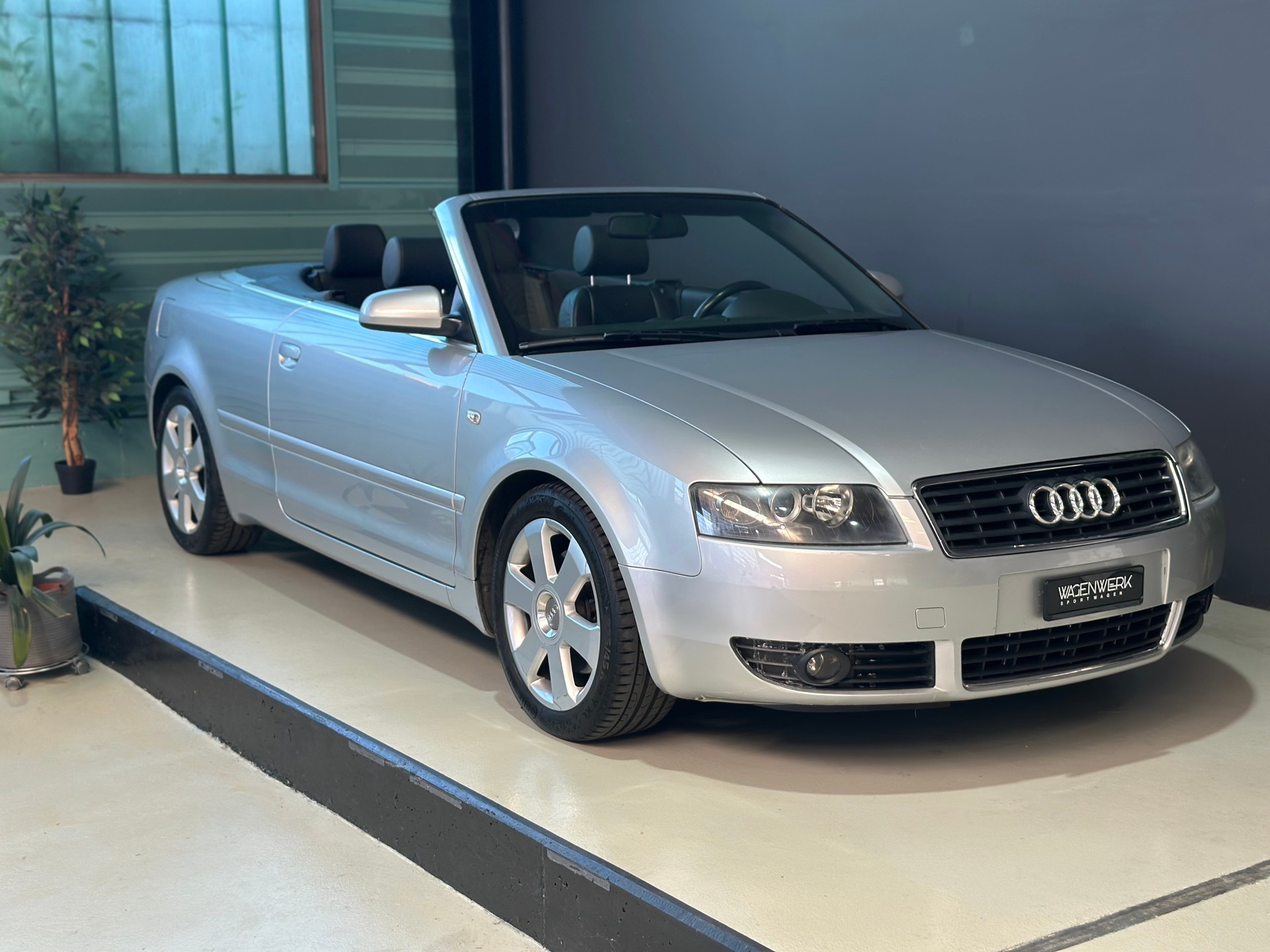 AUDI A4 Cabriolet 2.4 V6
