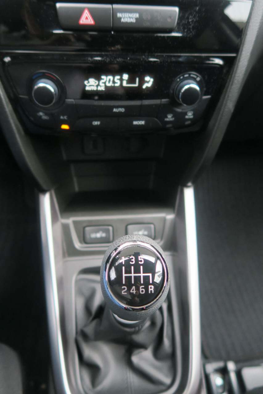 SUZUKI Vitara 1.4 T Piz Sulai Hybrid 4x4-image-12