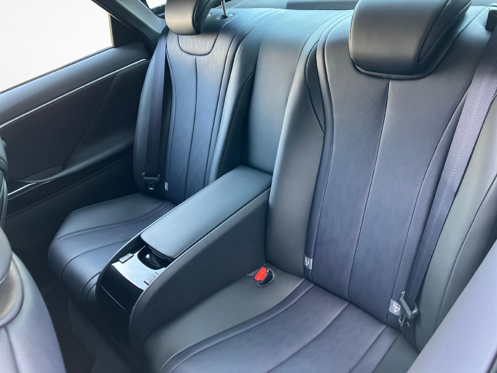 TOYOTA Mirai Fuel Cell Premium-image-10
