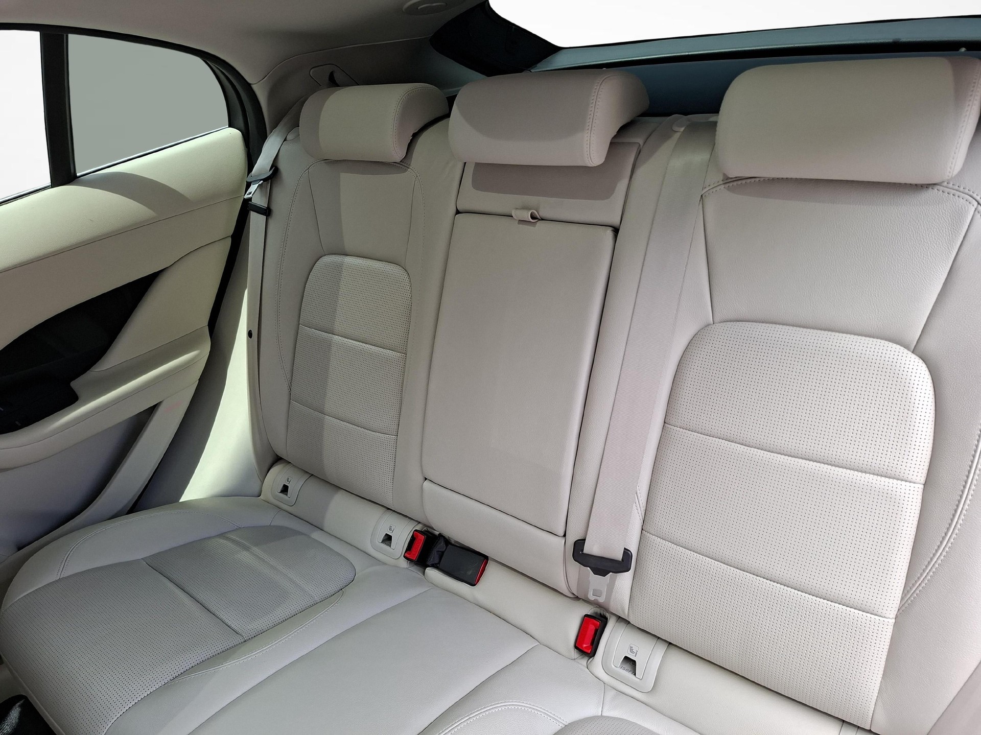 JAGUAR I-Pace EV400 SE AWD Leasingzins 3.99% inkl. Protect Versicherung-image-11
