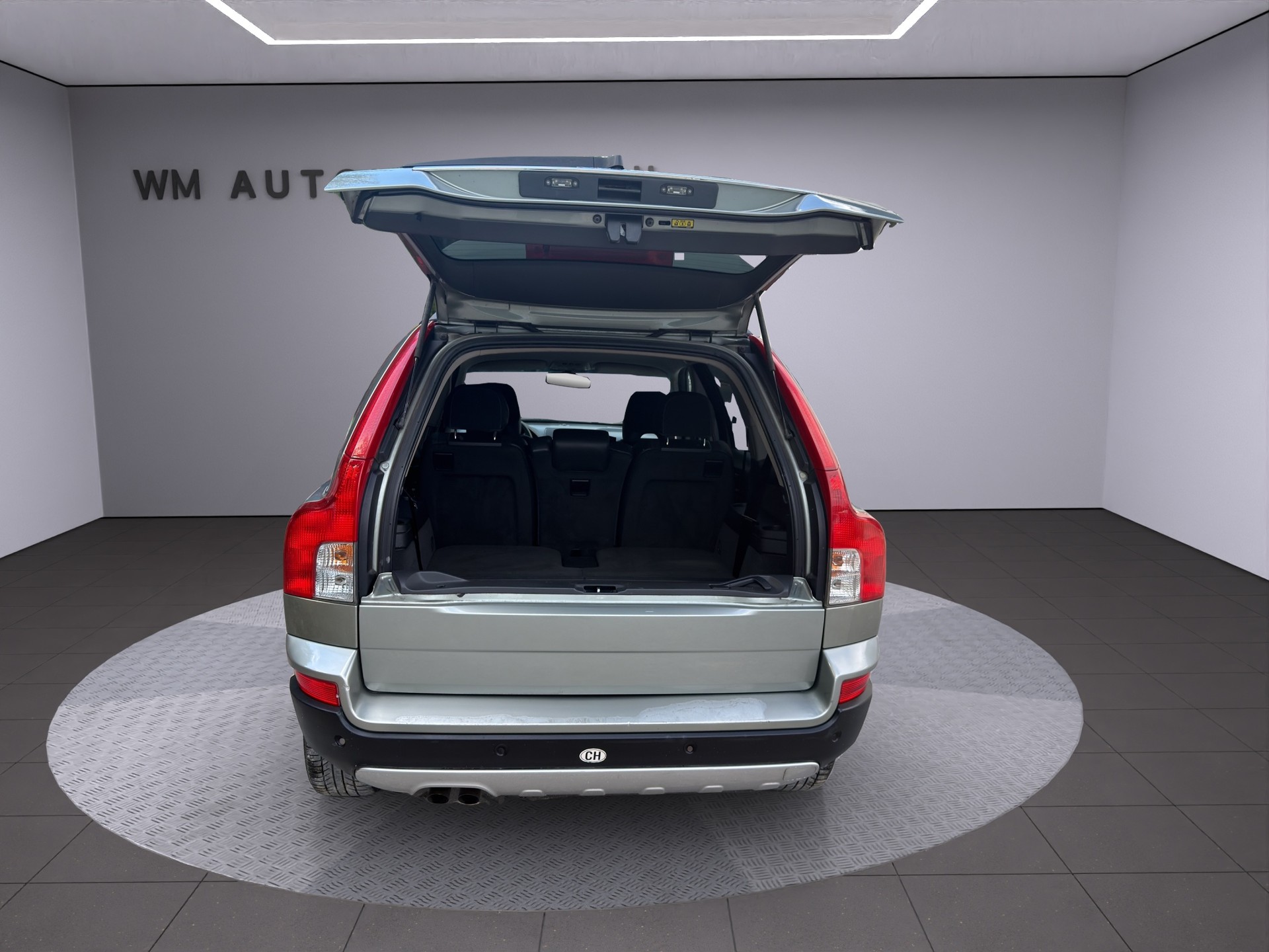 VOLVO XC90 D5 AWD Kinetic-image-8
