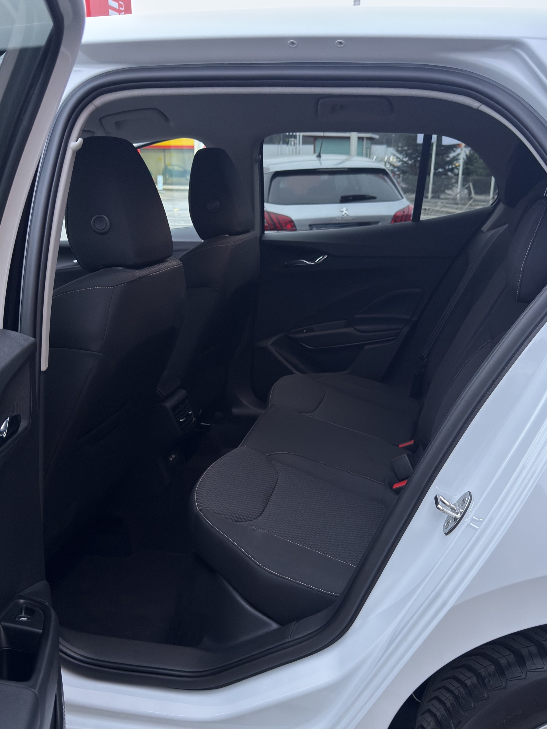 SKODA Fabia 1.0 TSI Selection DSG-image-11