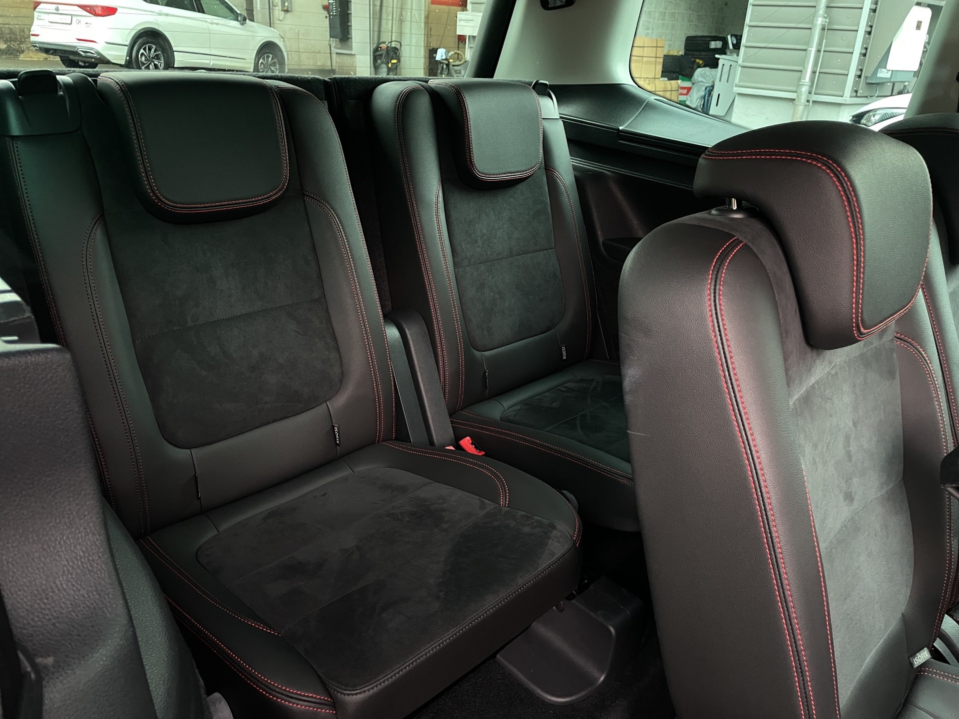 SEAT Alhambra 2.0 TDI DSG SWISS FR-image-22