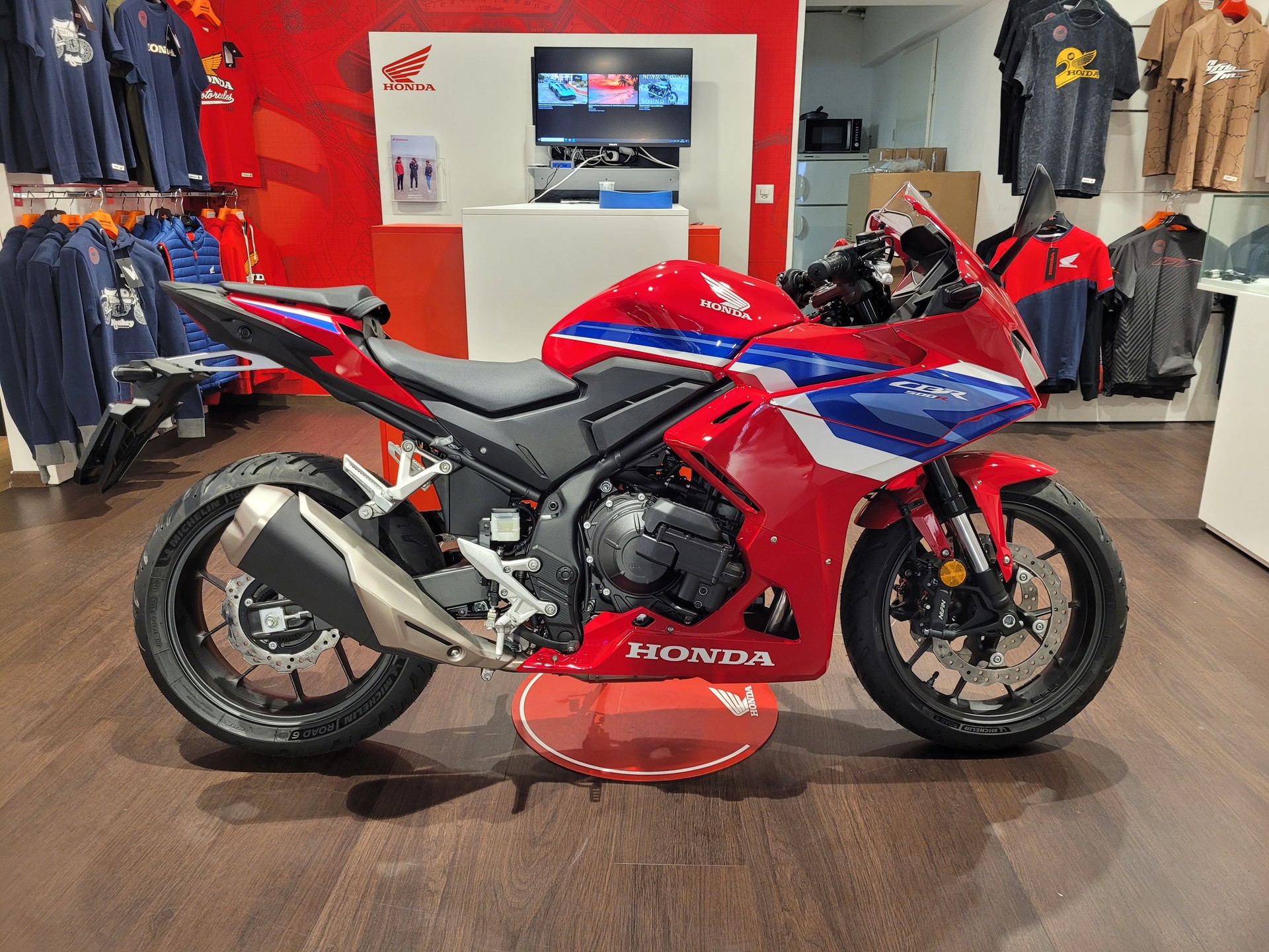 HONDA CBR 500 R (35kW) E-Clutch-image-1