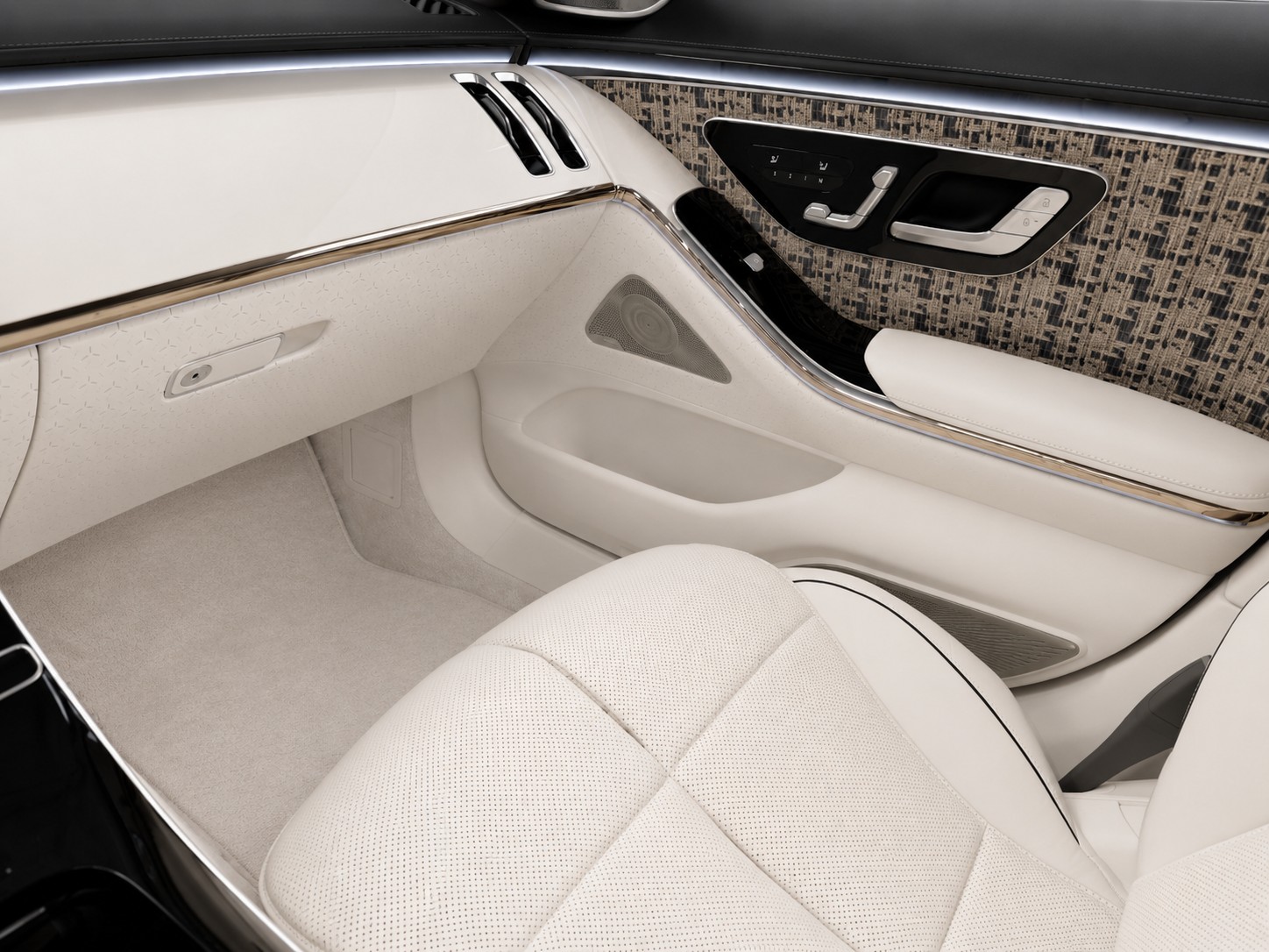MERCEDES-BENZ S 680 Haute Voiture / 1. Hand / CH-Fahrzeug-image-13