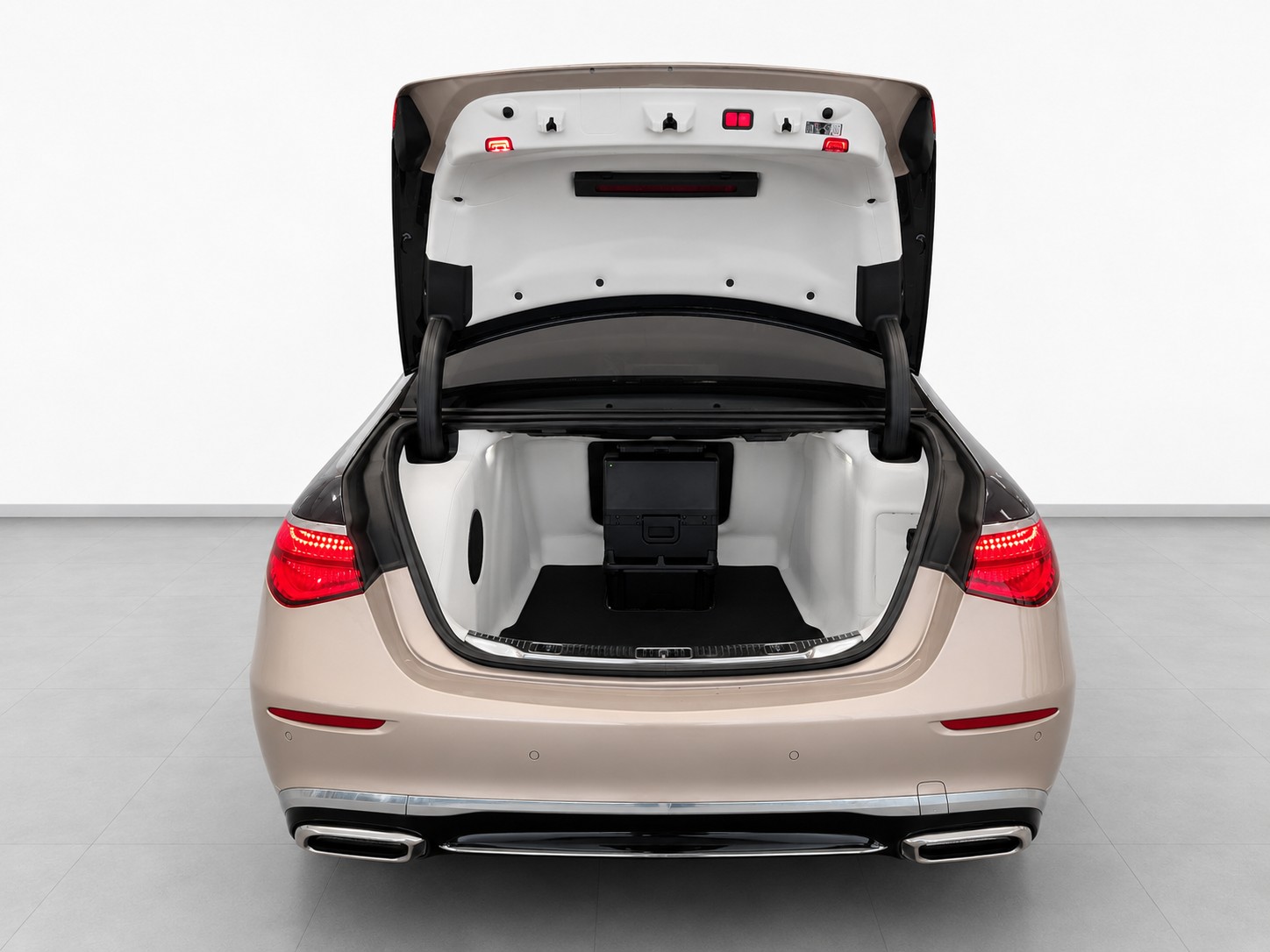 MERCEDES-BENZ S 680 Haute Voiture / 1. Hand / CH-Fahrzeug-image-7