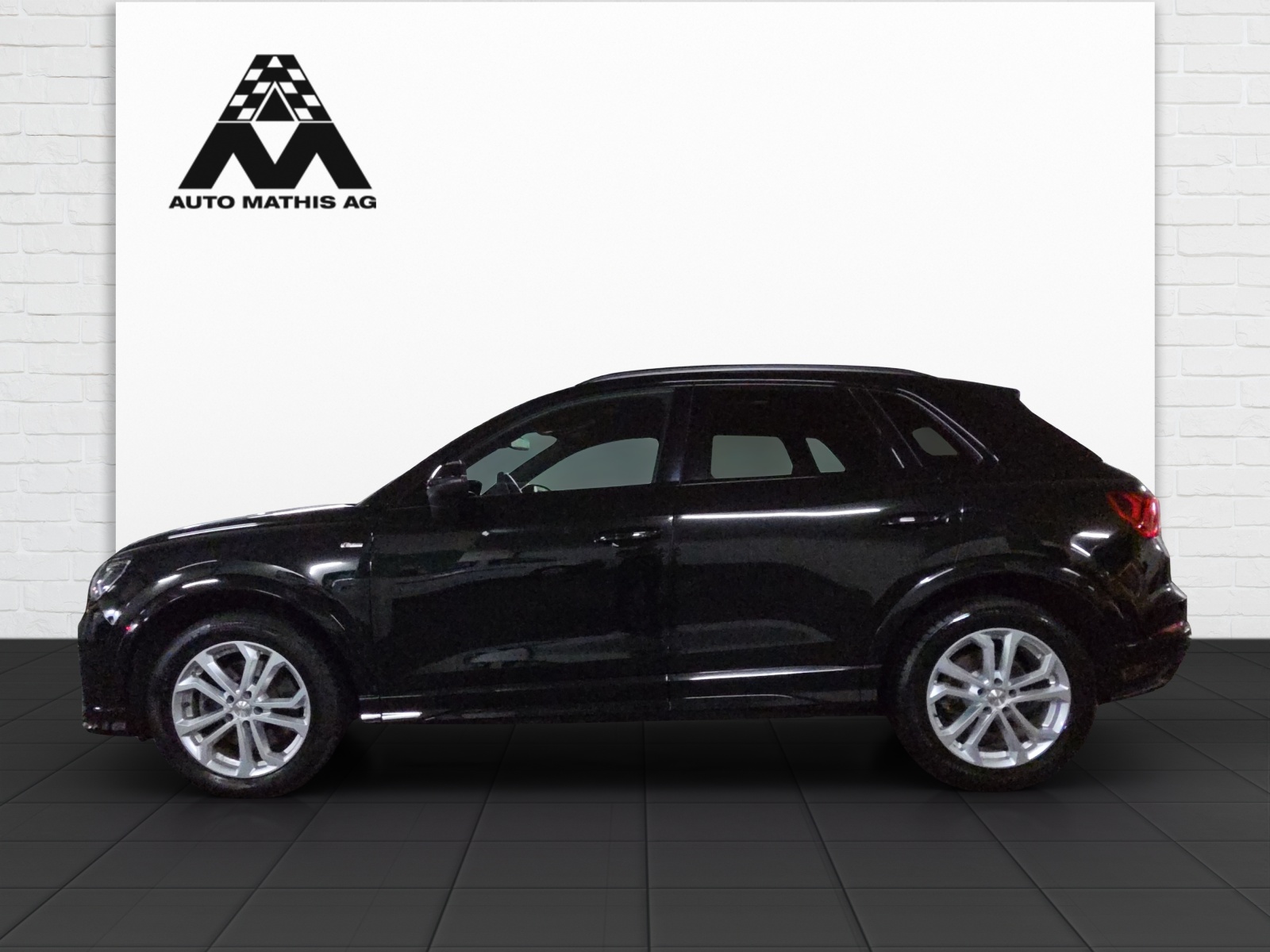 AUDI Q3 45 TFSI S line quattro S-tronic-showroom-element-2