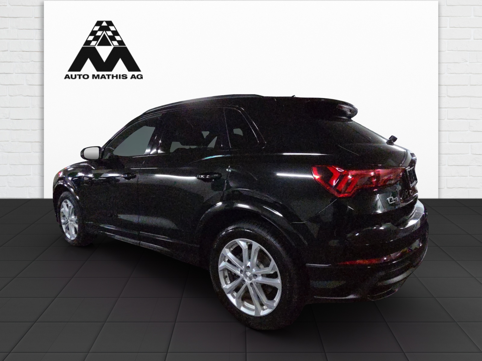AUDI Q3 45 TFSI S line quattro S-tronic-showroom-element-3
