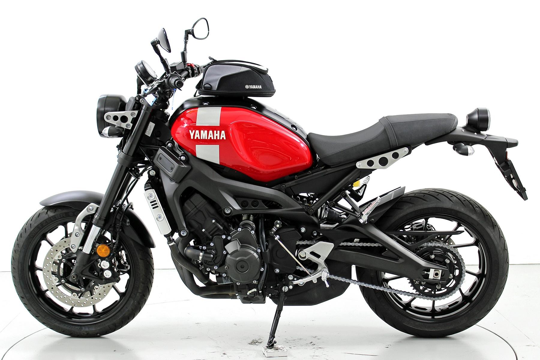 YAMAHA XSR 900 ABS-image-4
